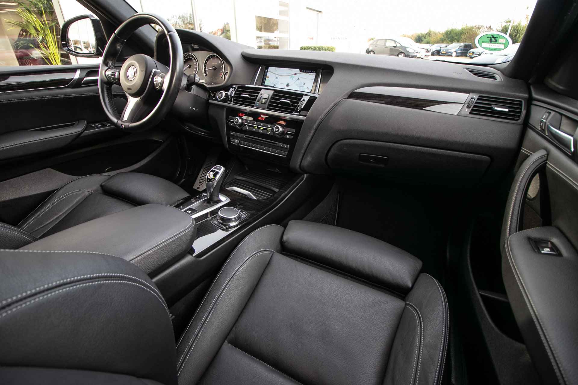 BMW X4 M40i High Executive Automaat 361 PK - All in rijklaarprijs | Schuifdak | Trekhaak wegkl. | Leder | Mem. stoelen | Nav - 4/61