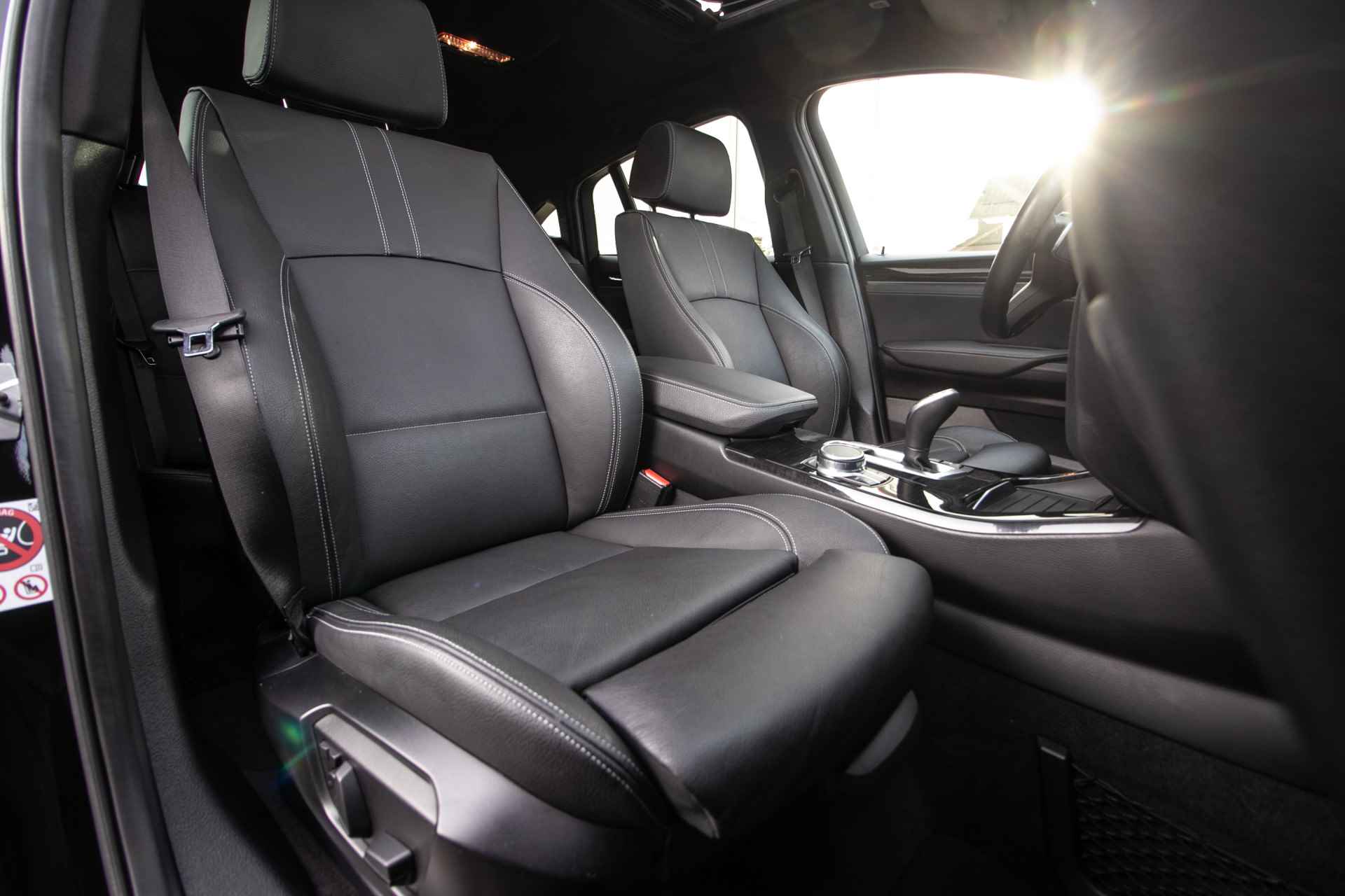 BMW X4 M40i High Executive Automaat 361 PK - All in rijklaarprijs | Schuifdak | Trekhaak wegkl. | Leder | Mem. stoelen | Nav - 5/61