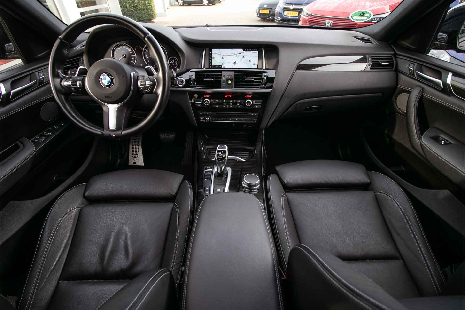 BMW X4 M40i High Executive Automaat 361 PK - All in rijklaarprijs | Schuifdak | Trekhaak wegkl. | Leder | Mem. stoelen | Nav - 14/61