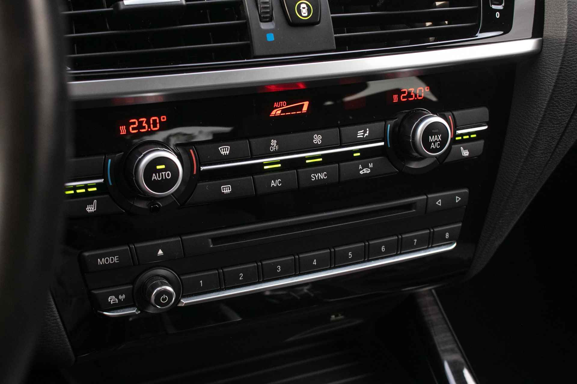 BMW X4 M40i High Executive Automaat 361 PK - All in rijklaarprijs | Schuifdak | Trekhaak wegkl. | Leder | Mem. stoelen | Nav - 25/61