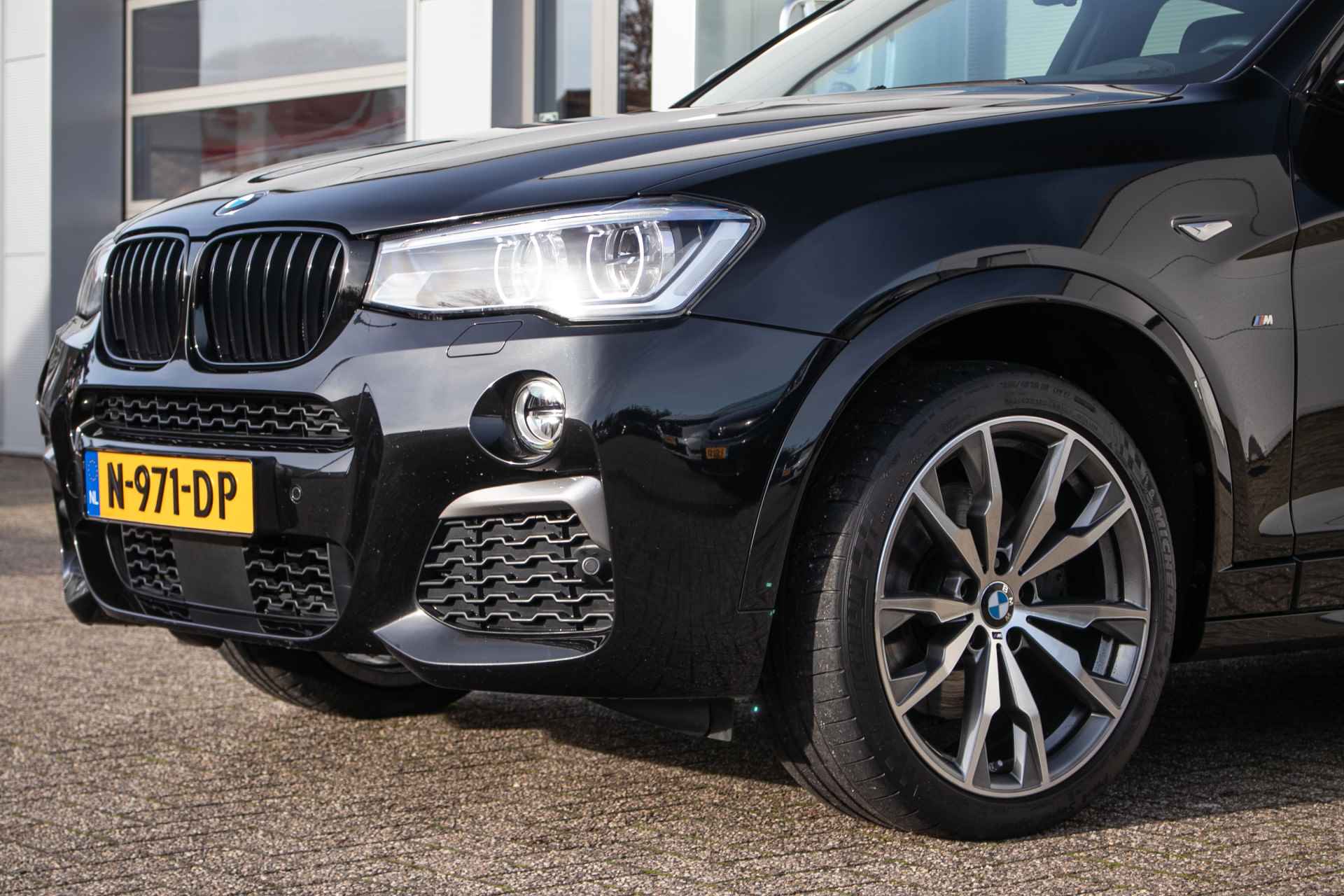 BMW X4 M40i High Executive Automaat 361 PK - All in rijklaarprijs | Schuifdak | Trekhaak wegkl. | Leder | Mem. stoelen | Nav - 32/61