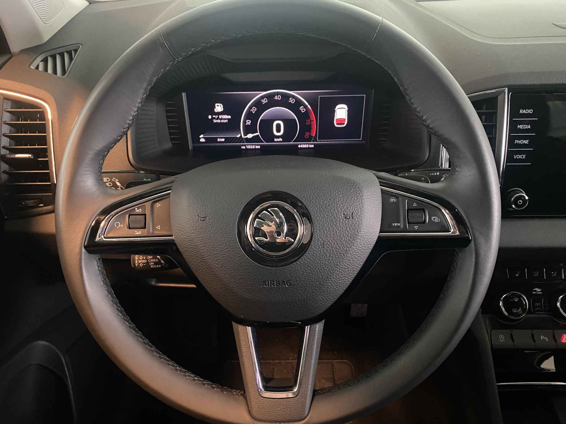 Škoda Karoq 1.5 TSI ACT Style | Automaat | Apple CarPlay | Navi | Climate Control | DAB | Verwarmde Voorruit | - 13/44