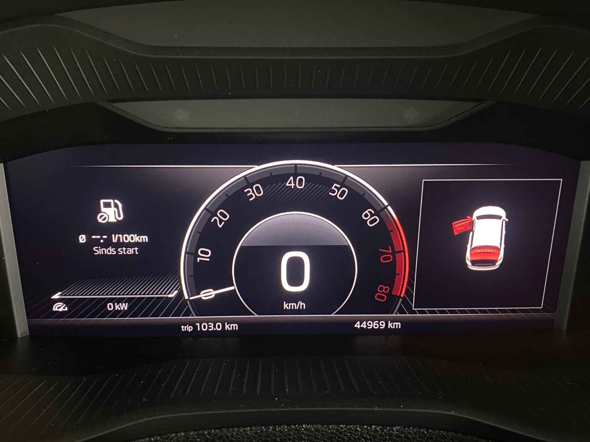 Škoda Karoq 1.5 TSI ACT Style | Automaat | Apple CarPlay | Navi | Climate Control | DAB | Verwarmde Voorruit | - 14/44