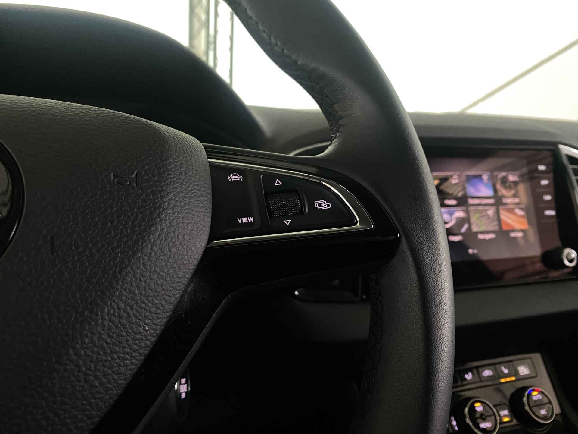 Škoda Karoq 1.5 TSI ACT Style | Automaat | Apple CarPlay | Navi | Climate Control | DAB | Verwarmde Voorruit | - 33/44