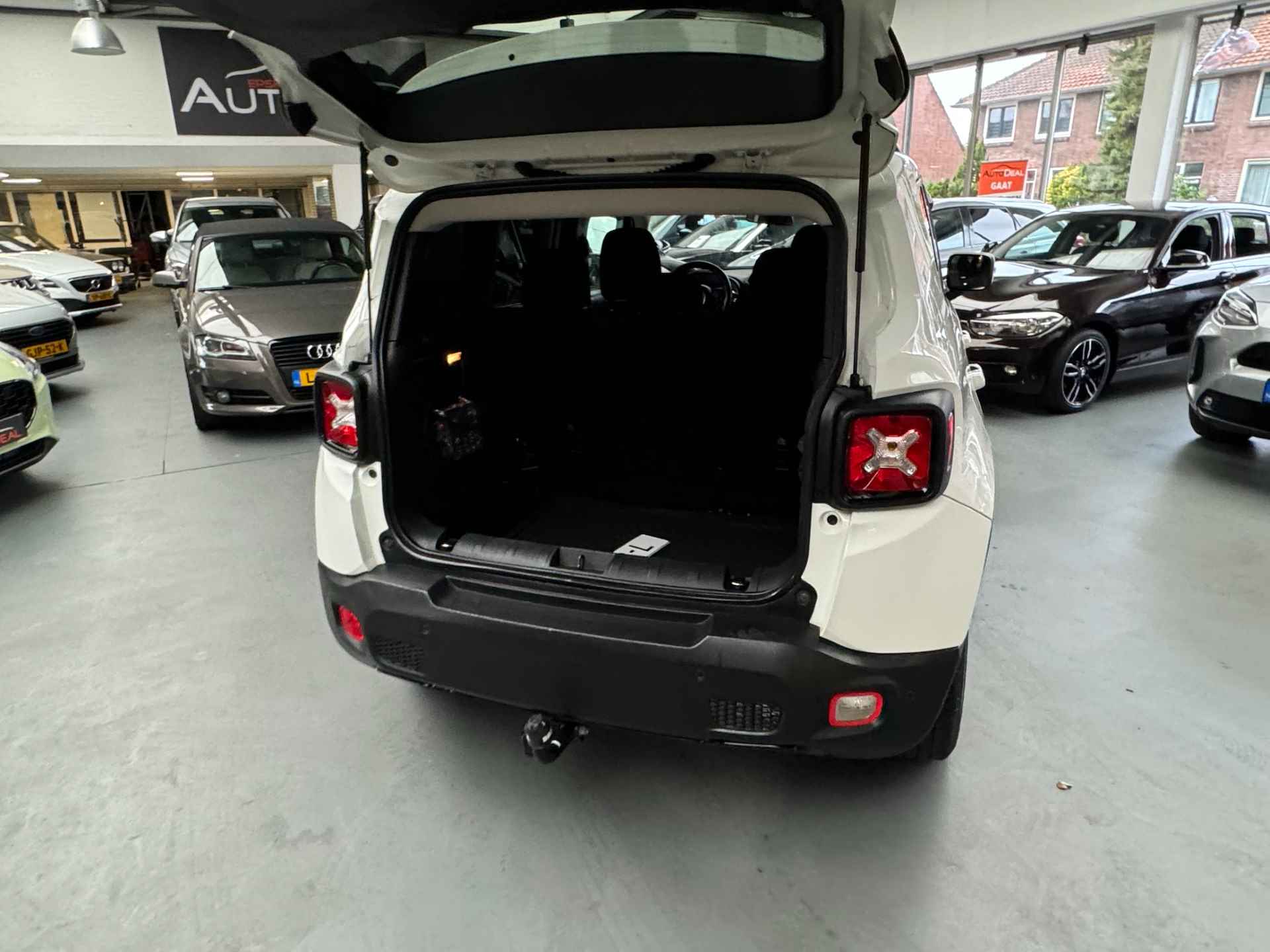 Jeep Renegade 1.4 MultiAir Night Eagle II trekhaak - 14/24