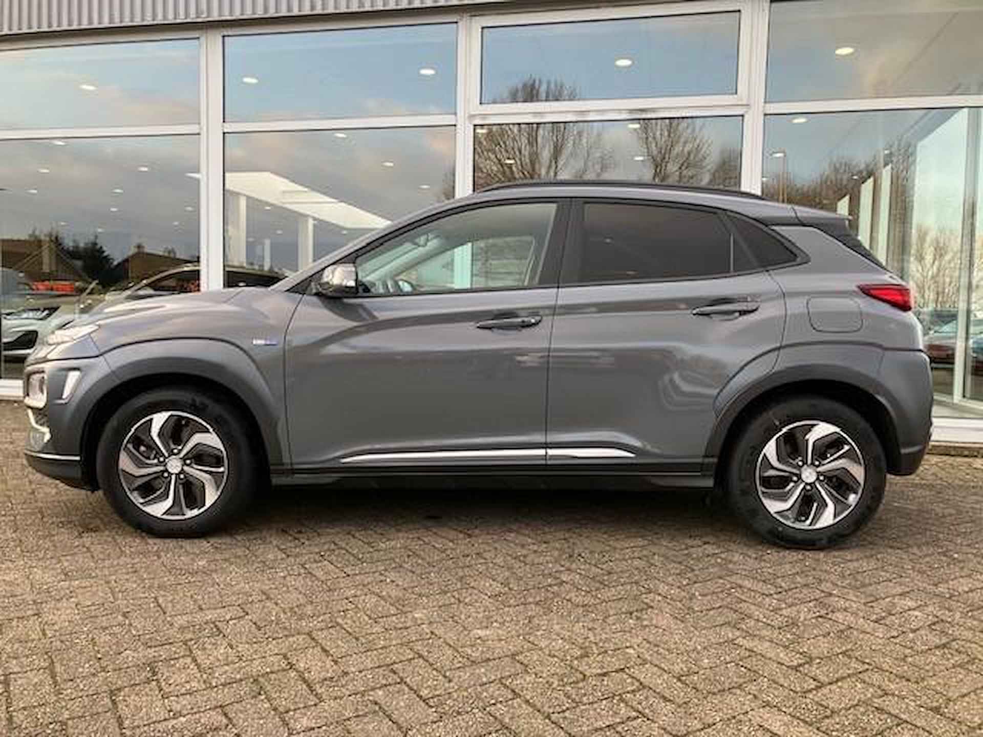 Hyundai Kona 1.6 GDI HEV Fashion - 2/32