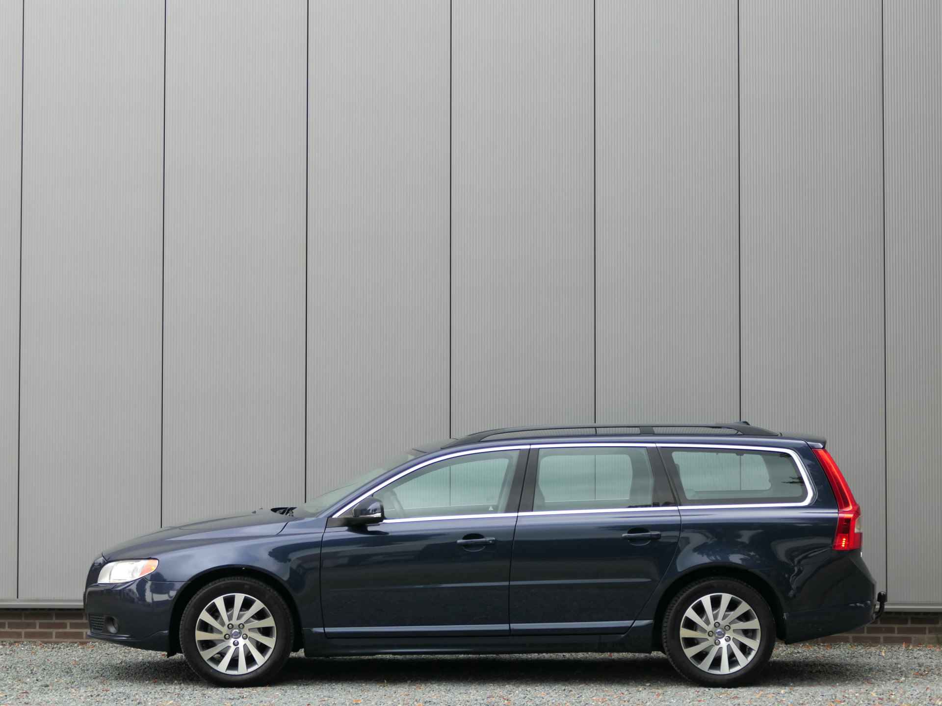 Volvo V70 T4 AUT Limited Edition Xenon / Trekhaak / Stoelverwarming - 6/23