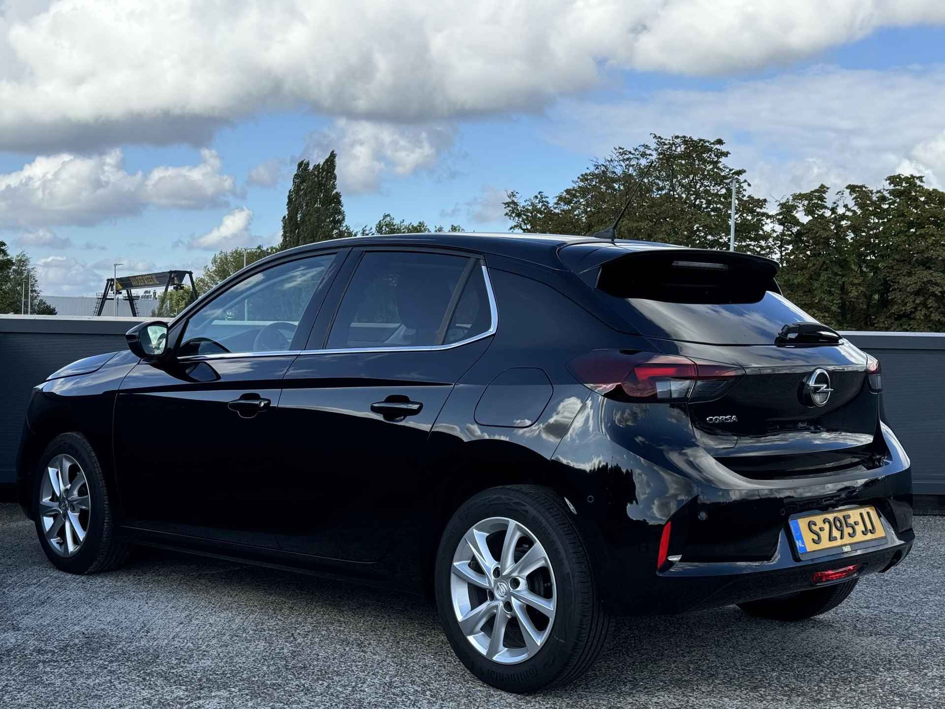 Opel Corsa 1.2 Turbo 100pk Elegance |DONKER GETINT GLAS|180° CAMERA+SENSOREN|APPLE CARPLAY & ANDROID AUTO|DAKSPOILER|ISOFIX|DODEHOEK WAARSCHUWING|PARKEERSENSOREN| - 9/40