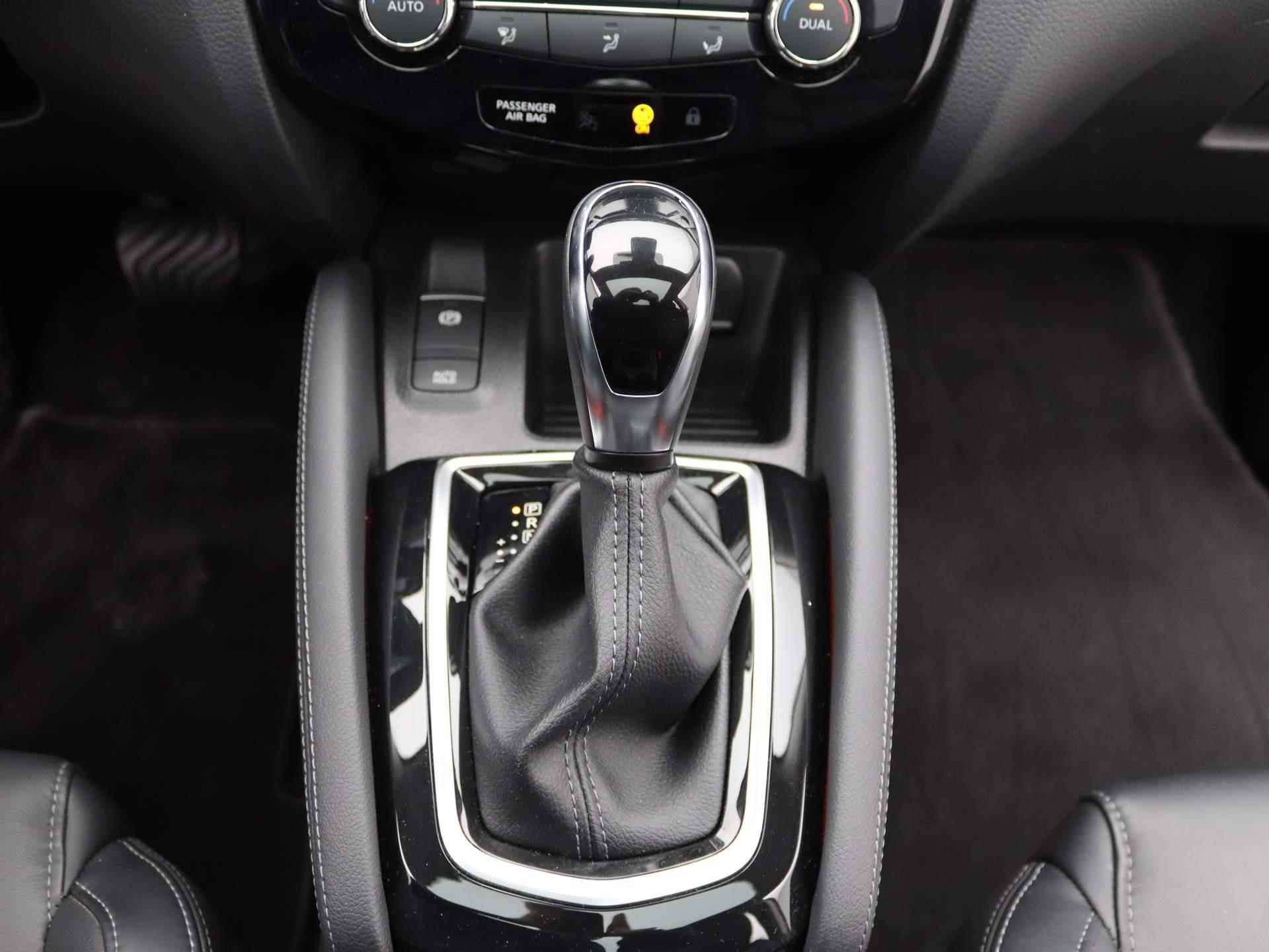 Nissan Qashqai 1.3 DIG-T Premium Edition Automaat | Airco | Navigatie | Cruise Control | Leren Bekleding | panoramadak | lichtmetalen velgen 19" | - 10/45