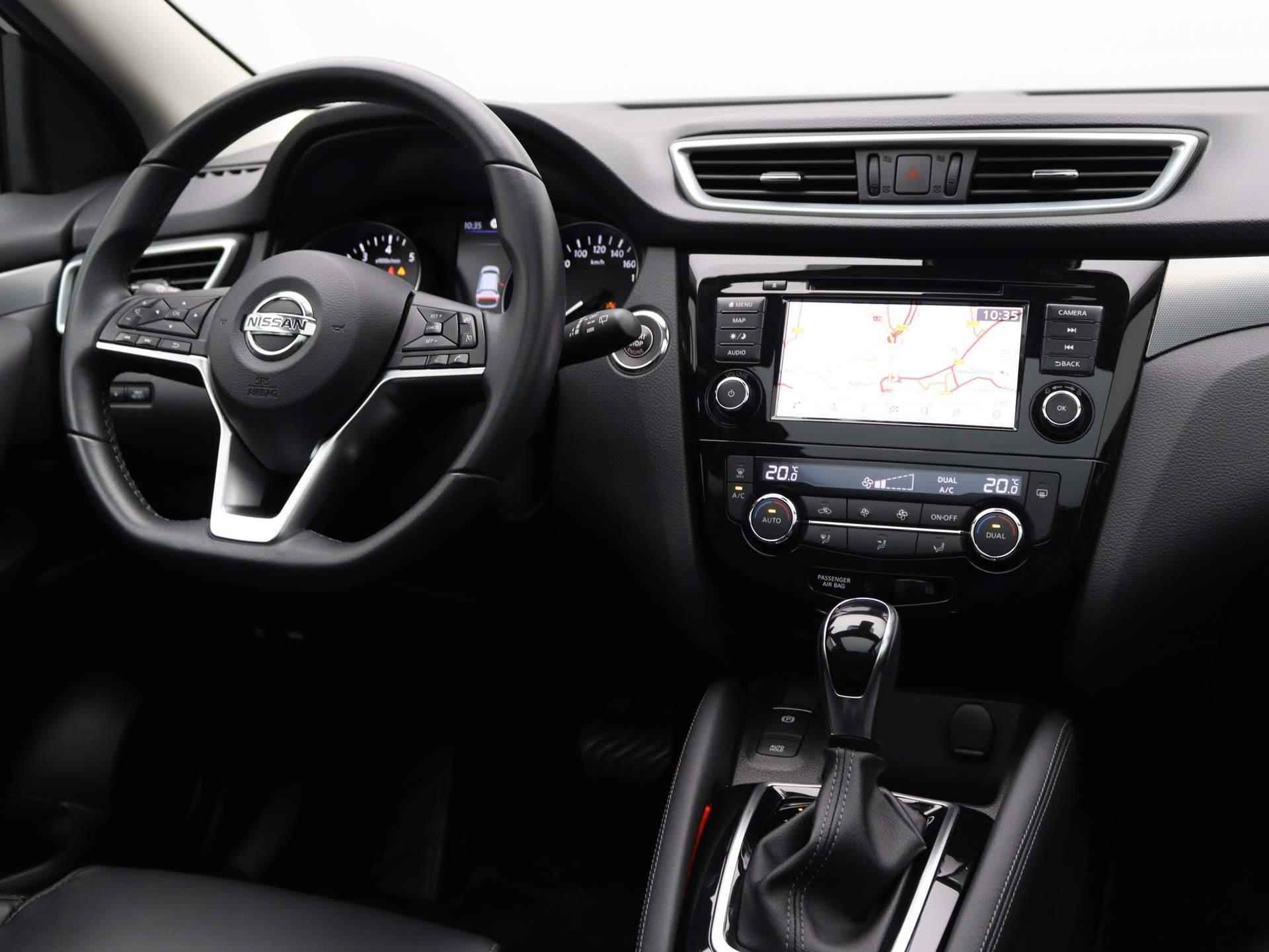 Nissan Qashqai 1.3 DIG-T Premium Edition Automaat | Airco | Navigatie | Cruise Control | Leren Bekleding | panoramadak | lichtmetalen velgen 19" | - 30/45
