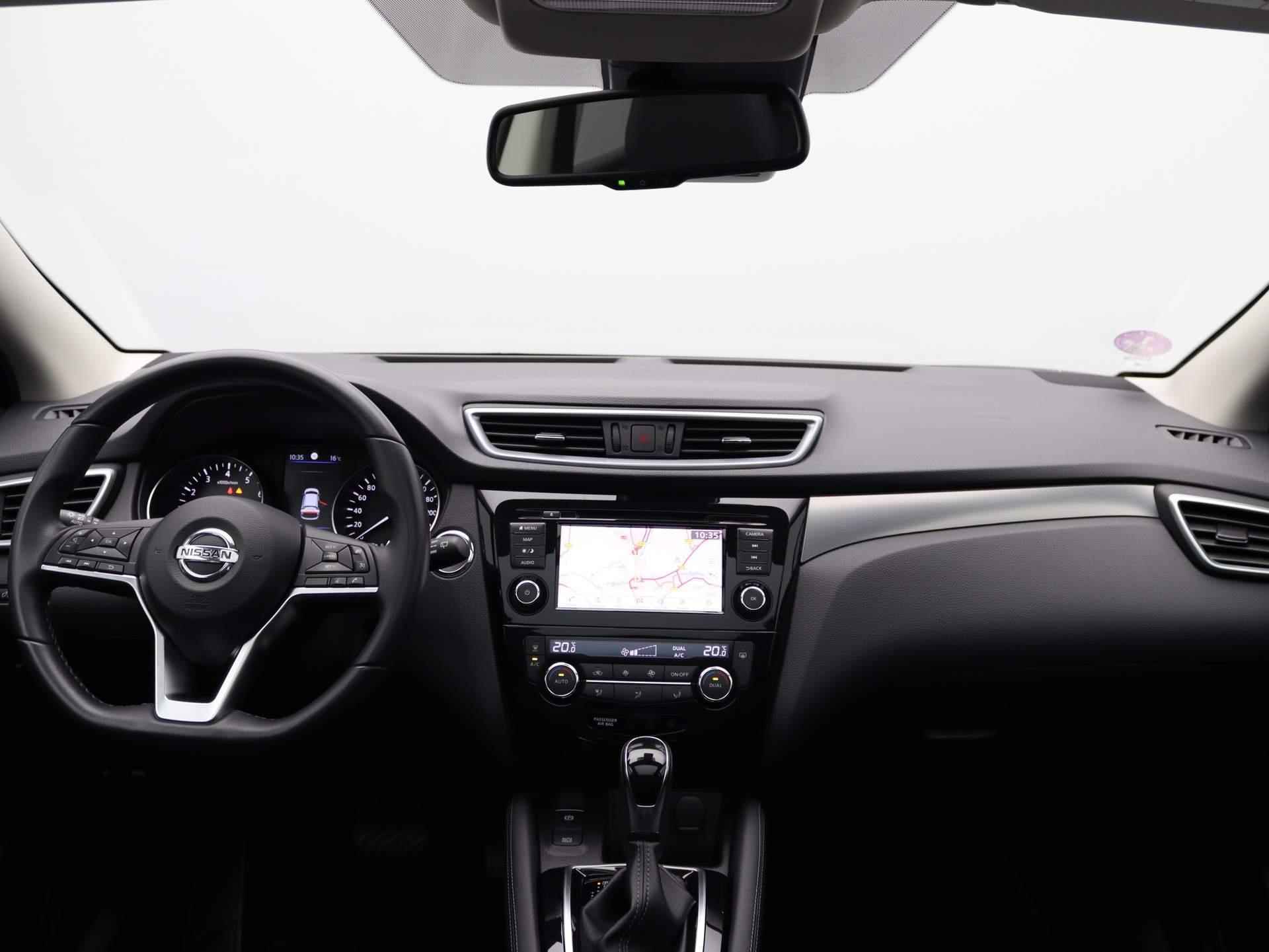 Nissan Qashqai 1.3 DIG-T Premium Edition Automaat | Airco | Navigatie | Cruise Control | Leren Bekleding | panoramadak | lichtmetalen velgen 19" | - 31/46