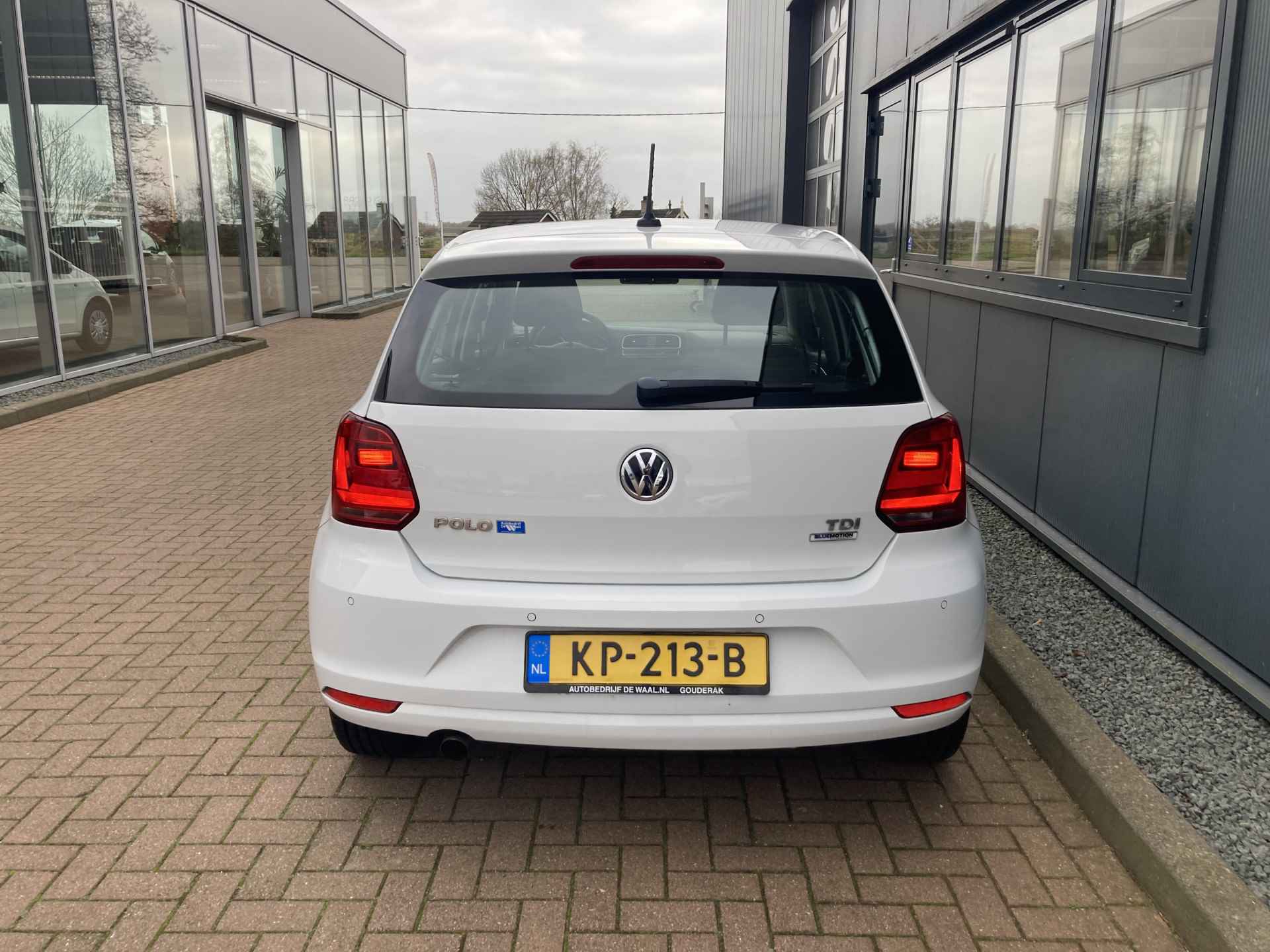 Volkswagen Polo 1.4 TDi 90pk Comfortline Exec.Plus 5-drs. NAVI/CARPLAY/AIRCO/CRUISE/PDC/BTW/2E EIGENAAR! - 5/73