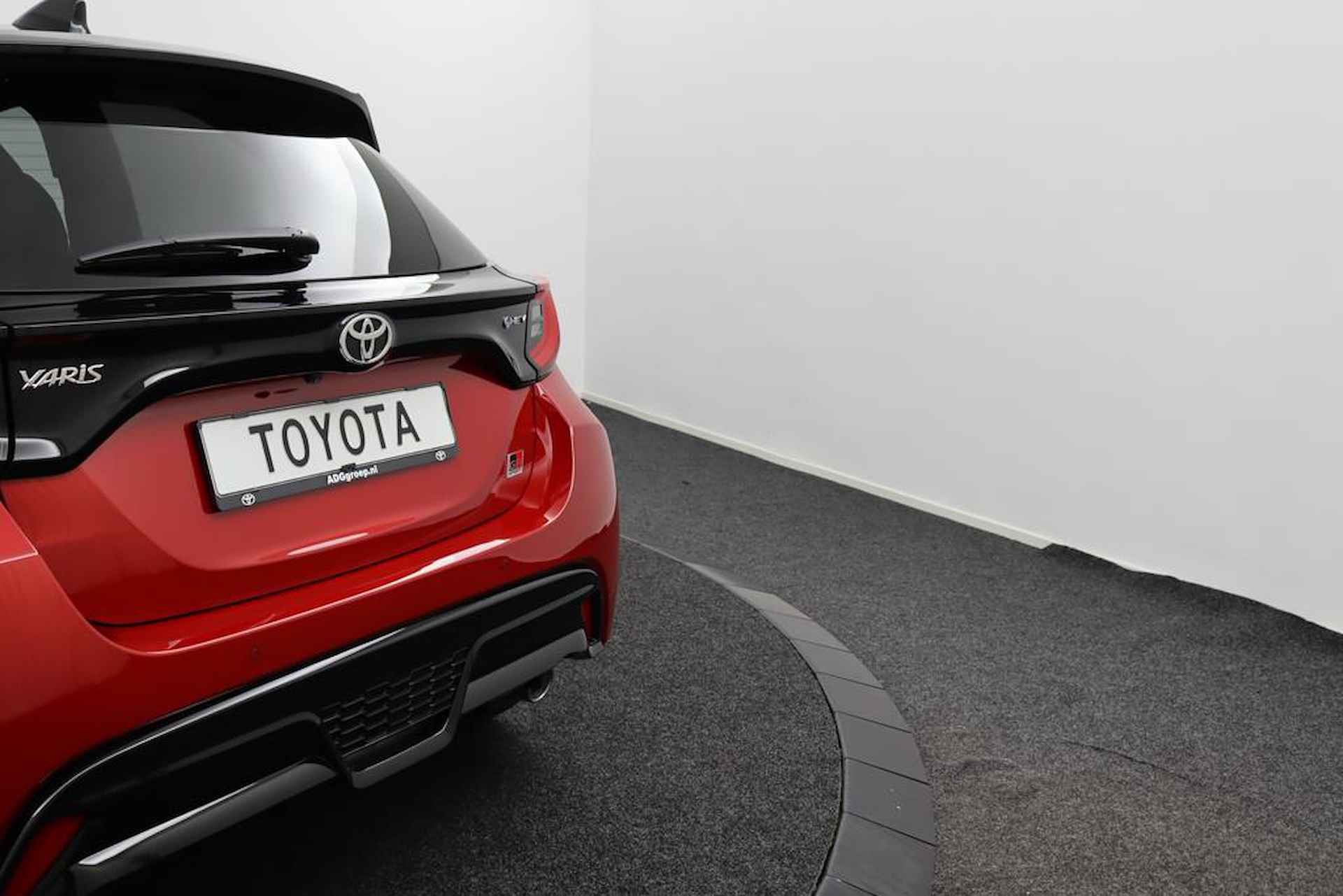 Toyota Yaris Hybrid 130 GR Sport | GR Sport Plus Pakket | 130 PK | Panorama Dak | Dodehoek Detectie | Bomvol | - 44/55