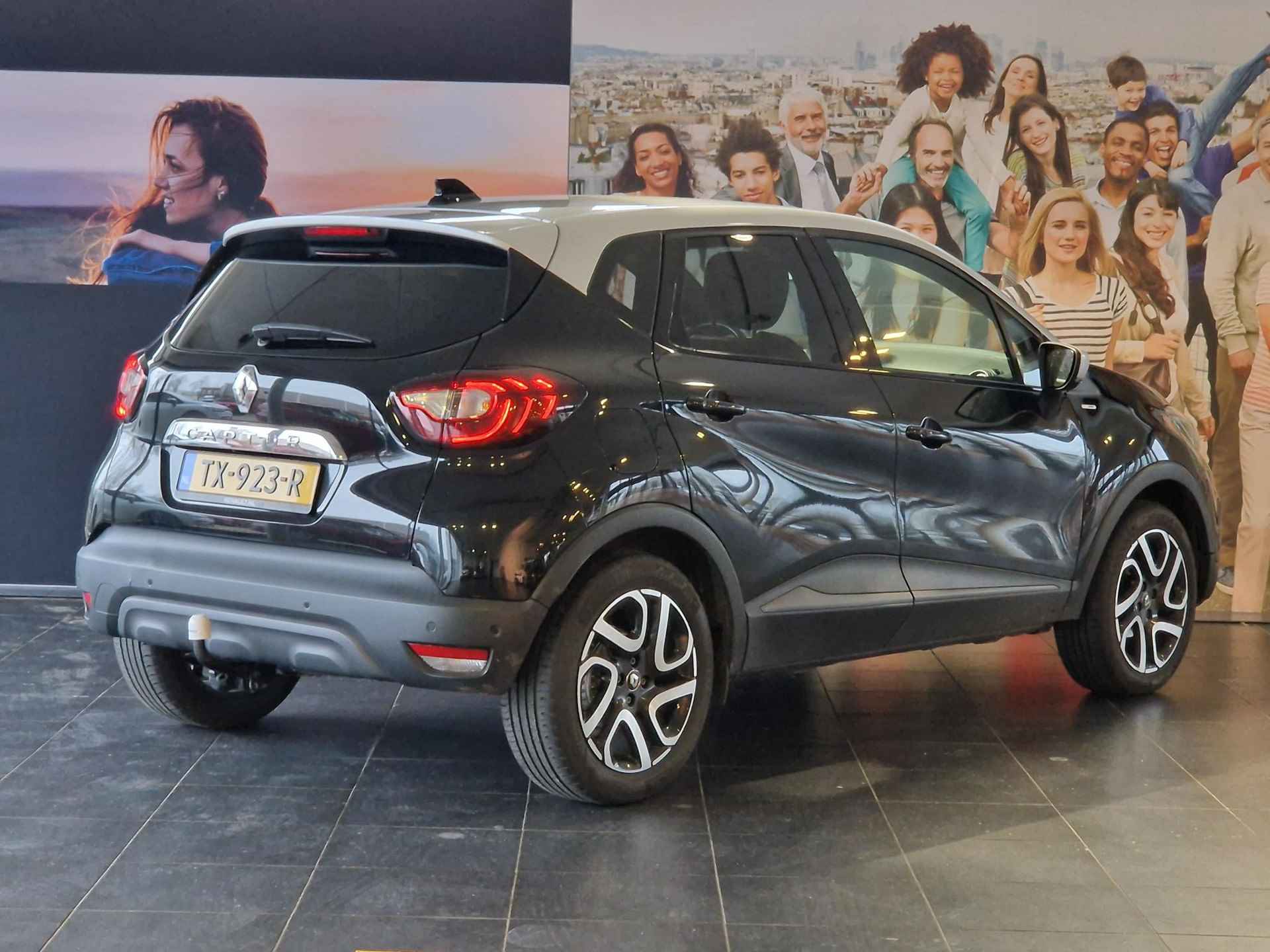 Renault Captur 0.9 TCe Bose NAVIGATIE | TREKHAAK | ACHTERUITRIJCAMERA | PARKEERSENSOREN VOOR-EN ACHTER | BOSE SPEAKERSYSTEEM - 5/25