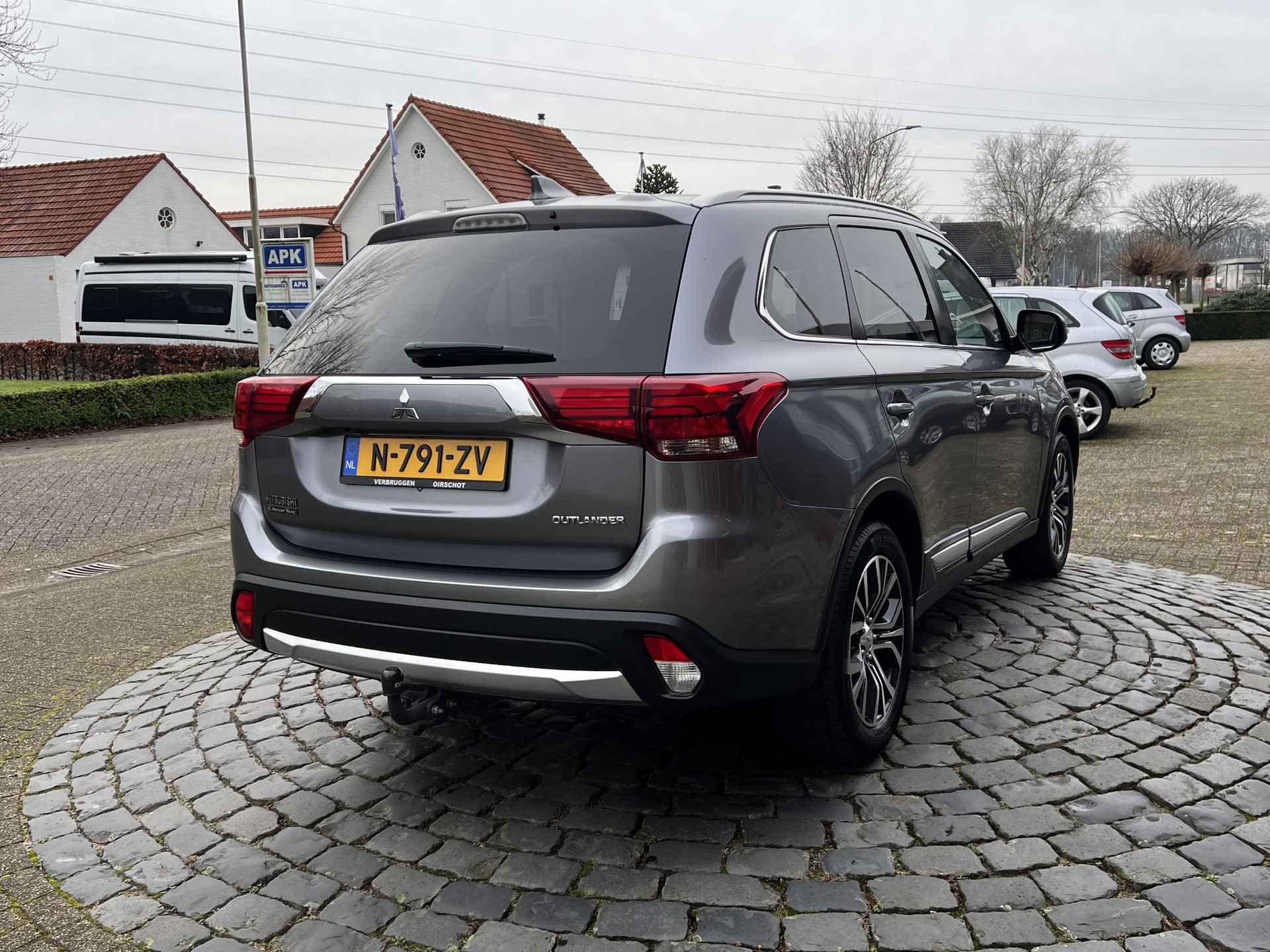 Mitsubishi Outlander 2.0 Connect Edition | Trekhaak | Carplay | 18" LMV | All-in rijklaaprijs - 5/39