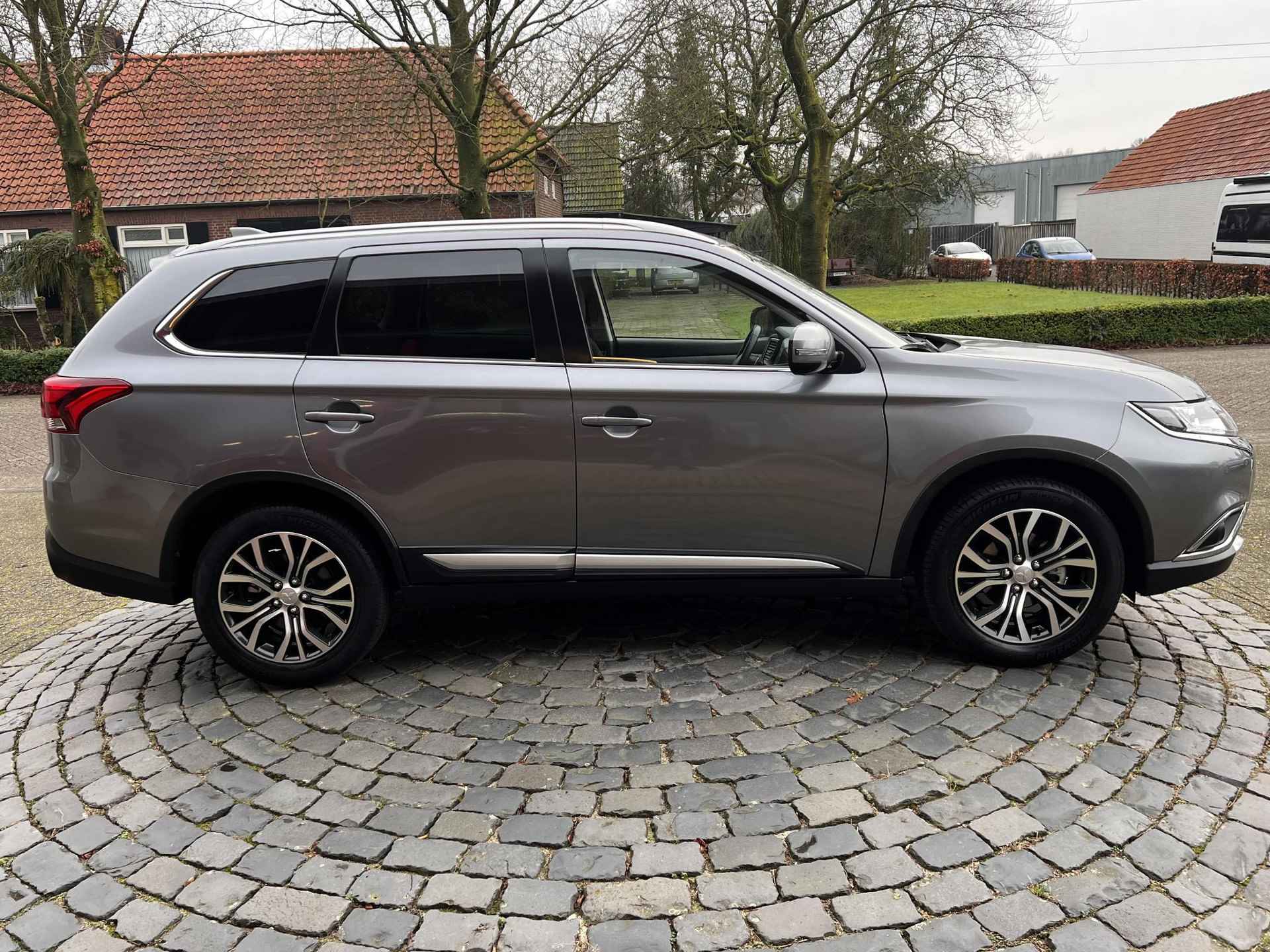 Mitsubishi Outlander 2.0 Connect Edition | Trekhaak | Carplay | 18" LMV | All-in rijklaaprijs - 6/39