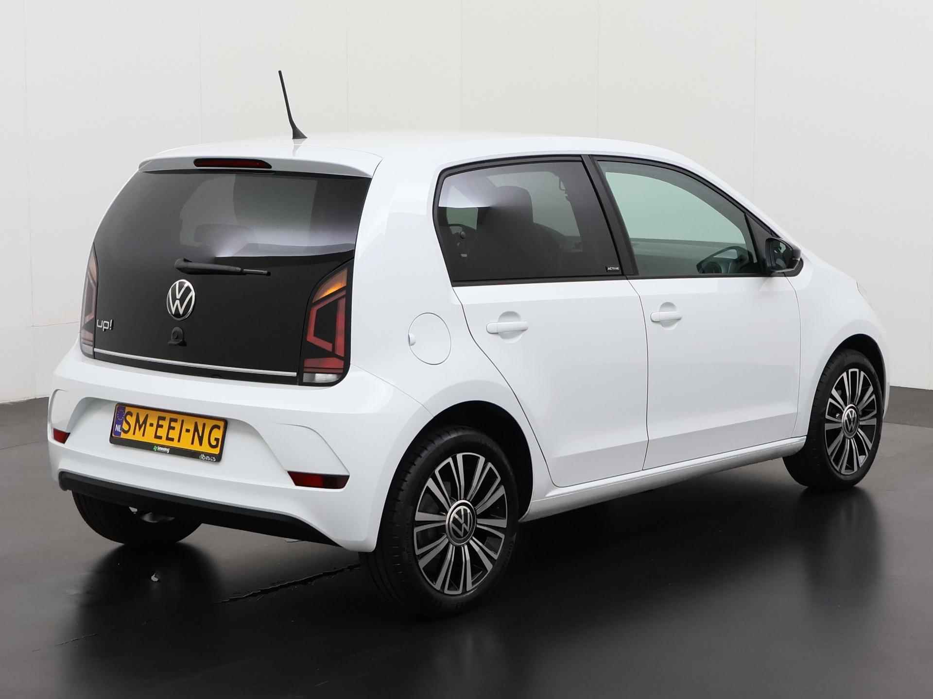 Volkswagen Up! 1.0 Active | 16'' La Boca | Stoelverwarming | Zondag Open! - 4/30