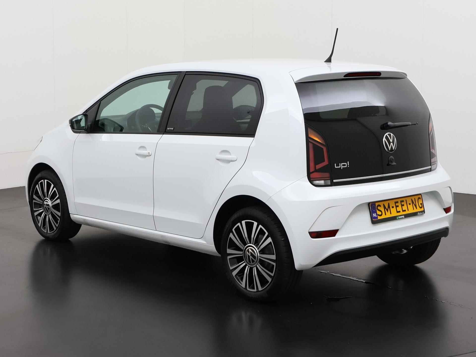 Volkswagen Up! 1.0 Active | 16'' La Boca | Stoelverwarming | Zondag Open! - 6/30