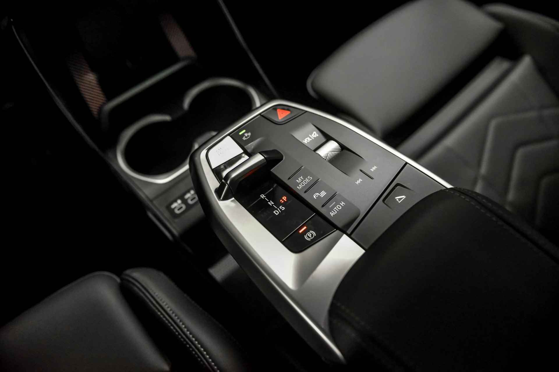 BMW X2 sDrive20i Launch Edition | Stuurwielrand verwarmd | Trekhaak met elektrisch wegklapbare kogel - 19/23