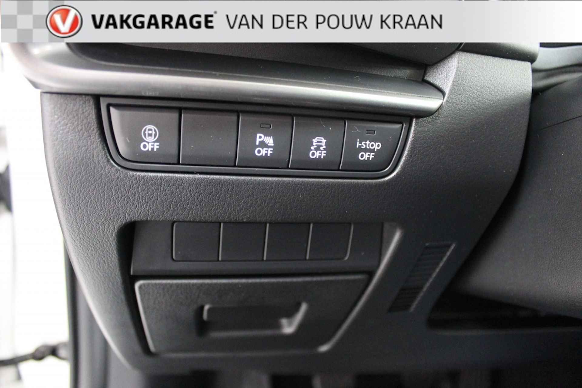 Mazda 3 2.0 e-SkyActiv-G Navigatie / Cruise control - 12/32