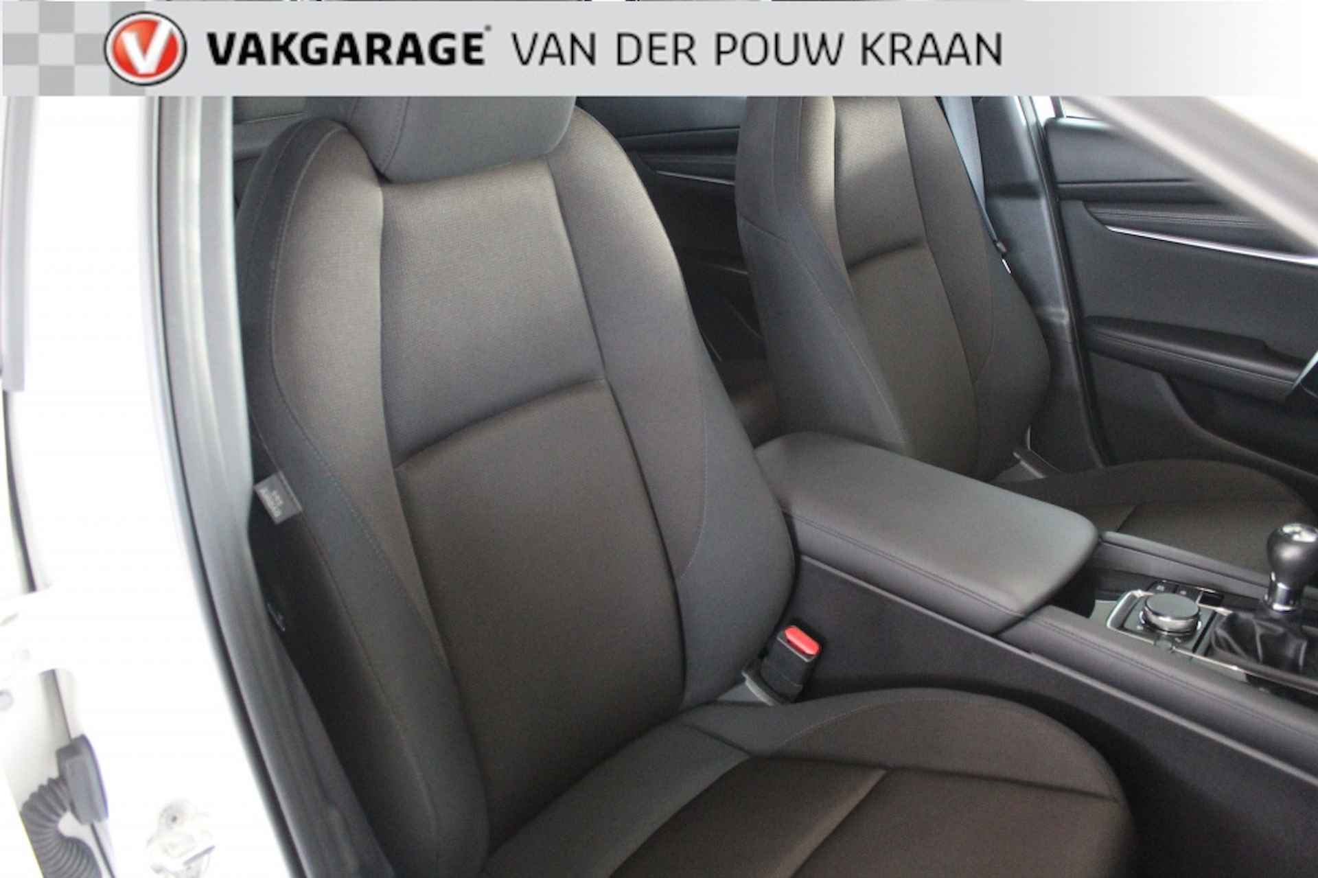 Mazda 3 2.0 e-SkyActiv-G Navigatie / Cruise control - 27/32