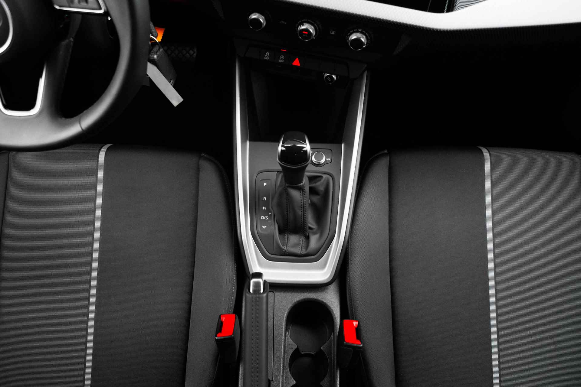 Audi A1 Sportback 25 TFSI Pro Line S-Tronic 7 | Audi virtual cockpit | Apple Carplay & Android Auto | Multifunctioneel lederen stuurwiel - 15/43