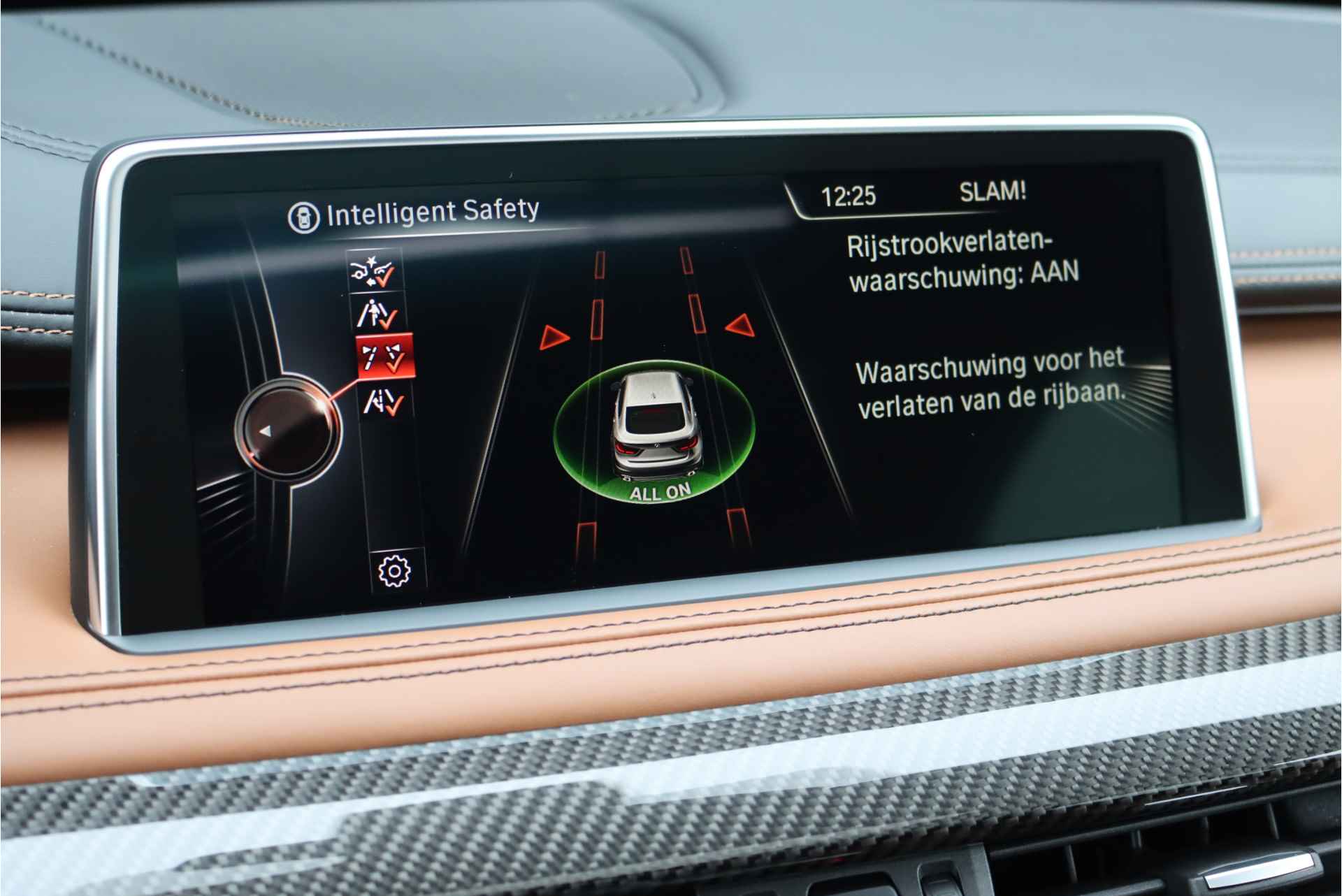 BMW X6 M Aut8, 575PK, Schuif/-Kanteldak, Carbon Interieur, Head-up Display, Harman-Kardon, Soft-Close, Elek. Trekhaak, Stoelverwarming/-ventilatie, Stuurwiel Verwarmd, Stoelverwarming Achter, Rijassistentiesysteem - 35/45