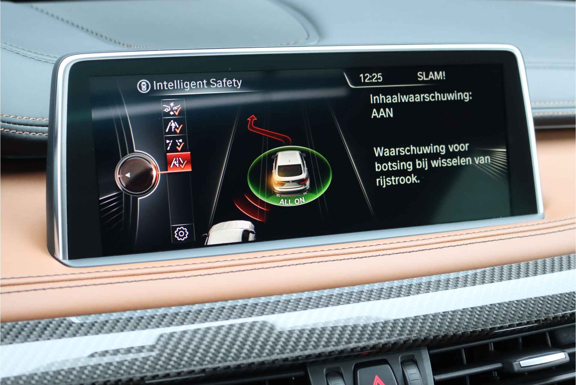 BMW X6 M Aut8, 575PK, Schuif/-Kanteldak, Carbon Interieur, Head-up Display, Harman-Kardon, Soft-Close, Elek. Trekhaak, Stoelverwarming/-ventilatie, Stuurwiel Verwarmd, Stoelverwarming Achter, Rijassistentiesysteem - 37/45