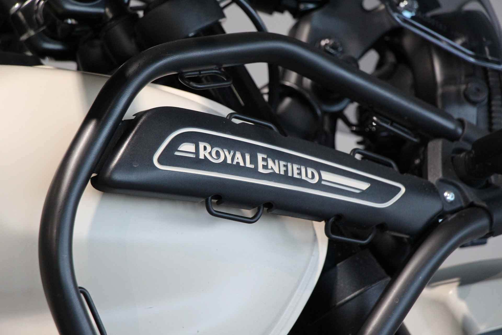 Royal-Enfield HIMALAYAN 452 - 12/15