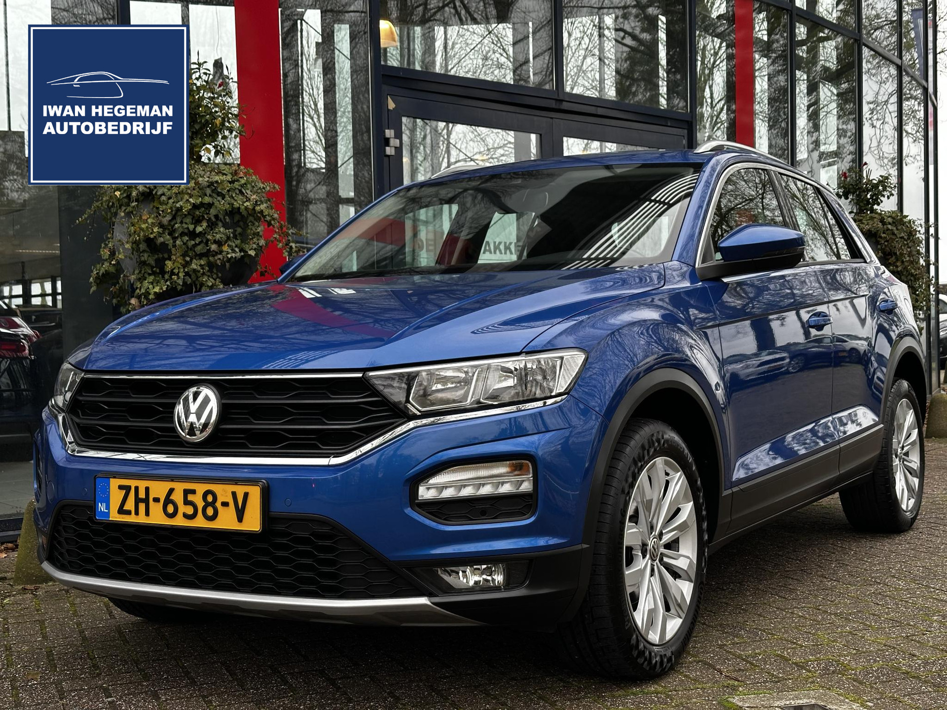 Volkswagen T-Roc 1.0 TSI Style | Navi | ECC | PDC | Cruise Control | TREKHAAK