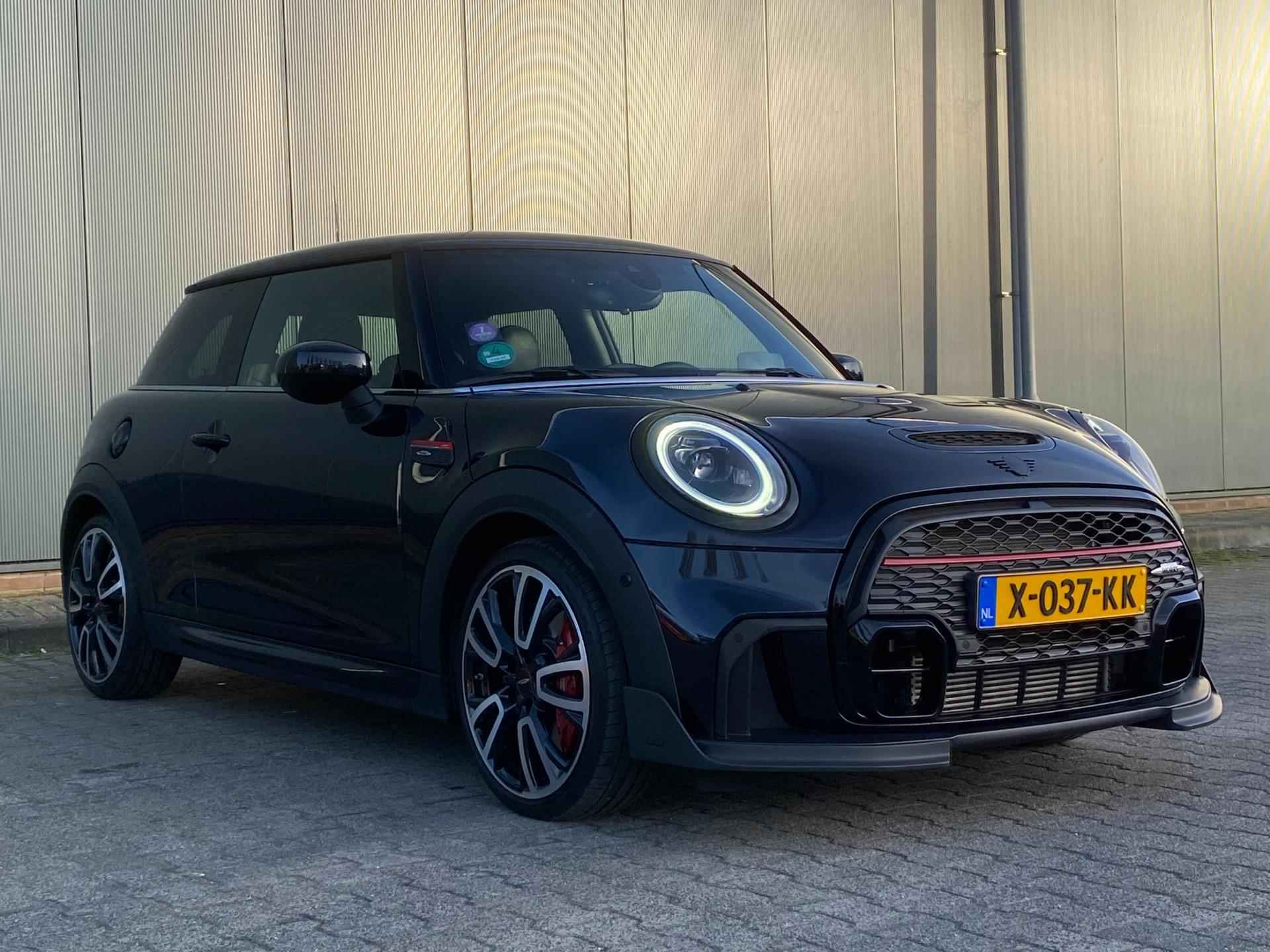 MINI 2.0 JCW 231PK | Moshammer Frontlip | Leder Lounge | CarPlay | Panoramadak | Stuurverwarming - 11/42