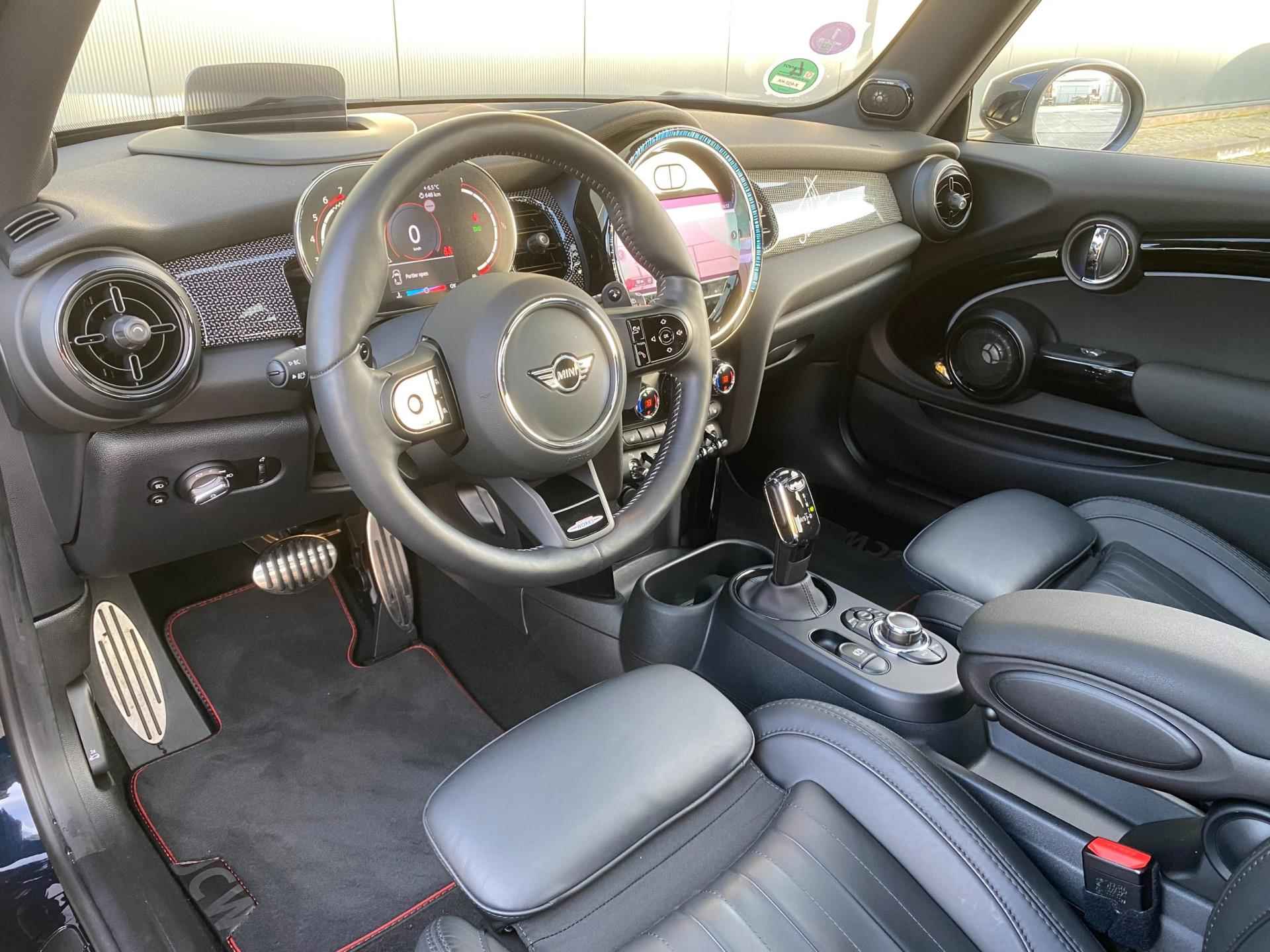 MINI 2.0 JCW 231PK | Moshammer Frontlip | Leder Lounge | CarPlay | Panoramadak | Stuurverwarming - 18/42