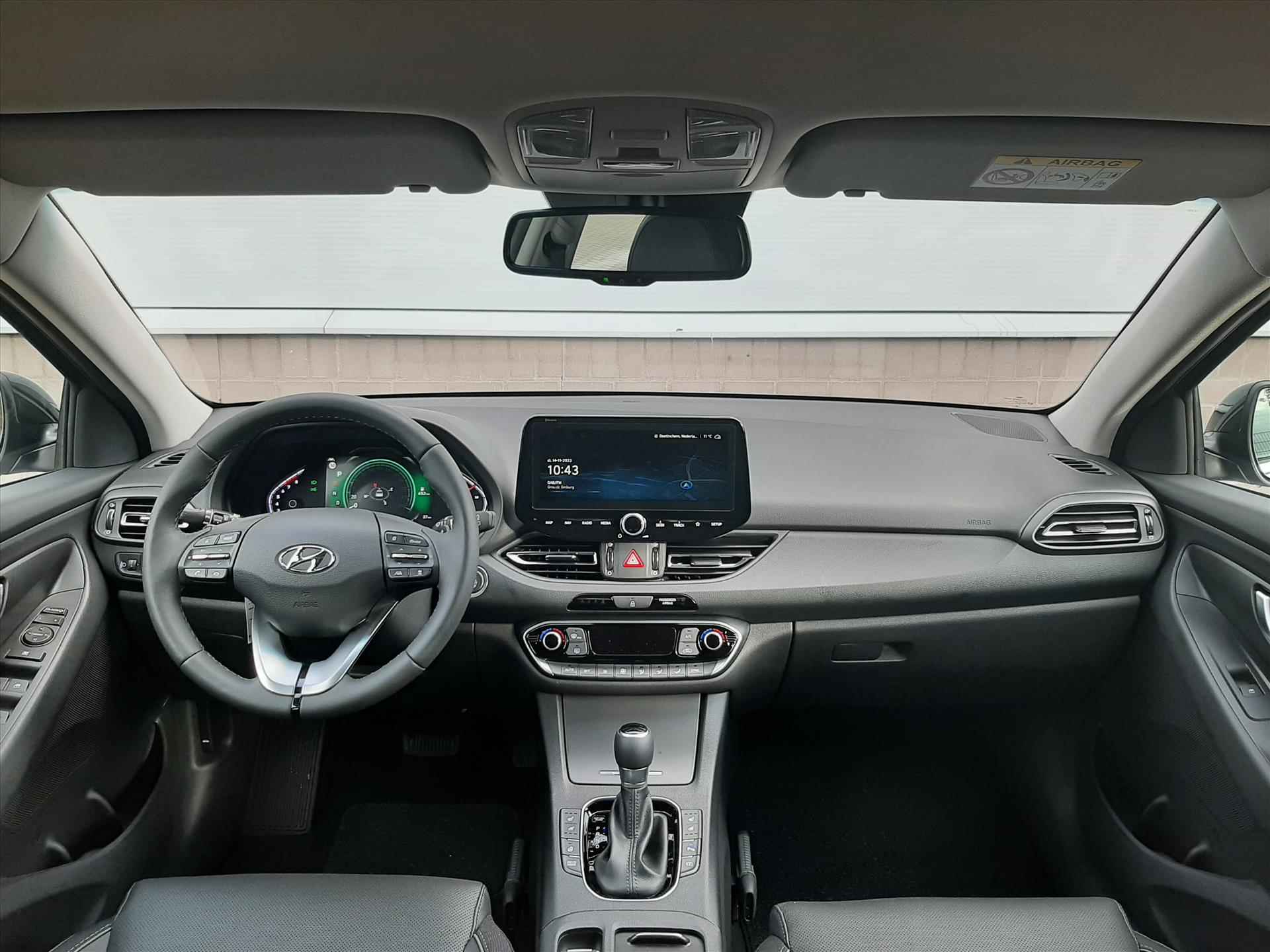 Hyundai I30 1.5 T-GDI 48V 160pk Aut Premium | 17 inch | Lane Assist | Trekhaak - 26/53