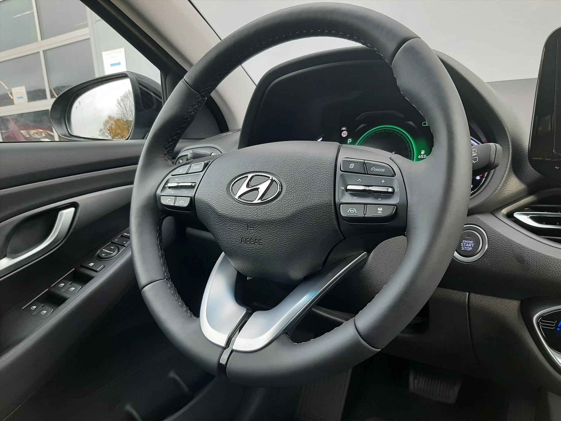 Hyundai I30 1.5 T-GDI 48V 160pk Aut Premium | 17 inch | Lane Assist | Trekhaak - 28/53
