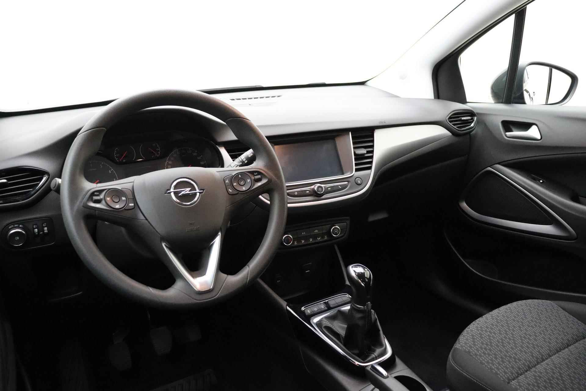 Opel Crossland X 1.2 Online Edition 82pk | Airco | Cruise Control | Navigatie via Apple Carplay Android Auto | Weinig kilometers | 1e Eigenaar - 8/31