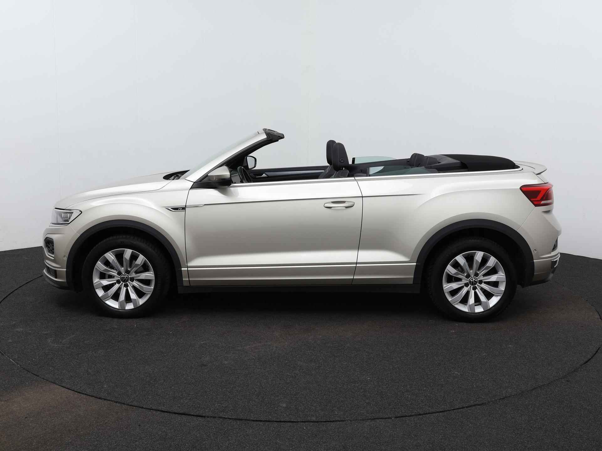 Volkswagen T-Roc Cabrio 1.5 TSI R-Line | Automaat | Navigatie | Achteruitrijcamera | Stoelverwarming - 2/20