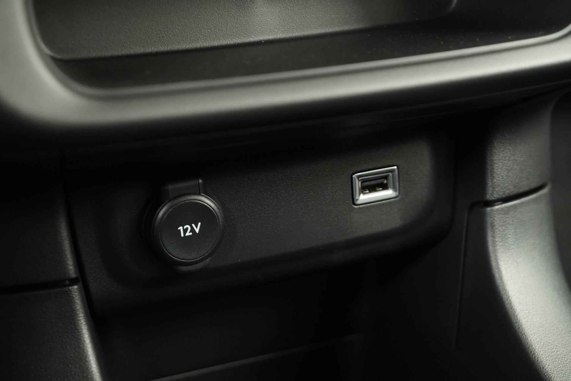 Citroen C3 1.2 PureTech C-Series | Navigatie | Apple/Android Carplay | Zondag Open! - 12/33