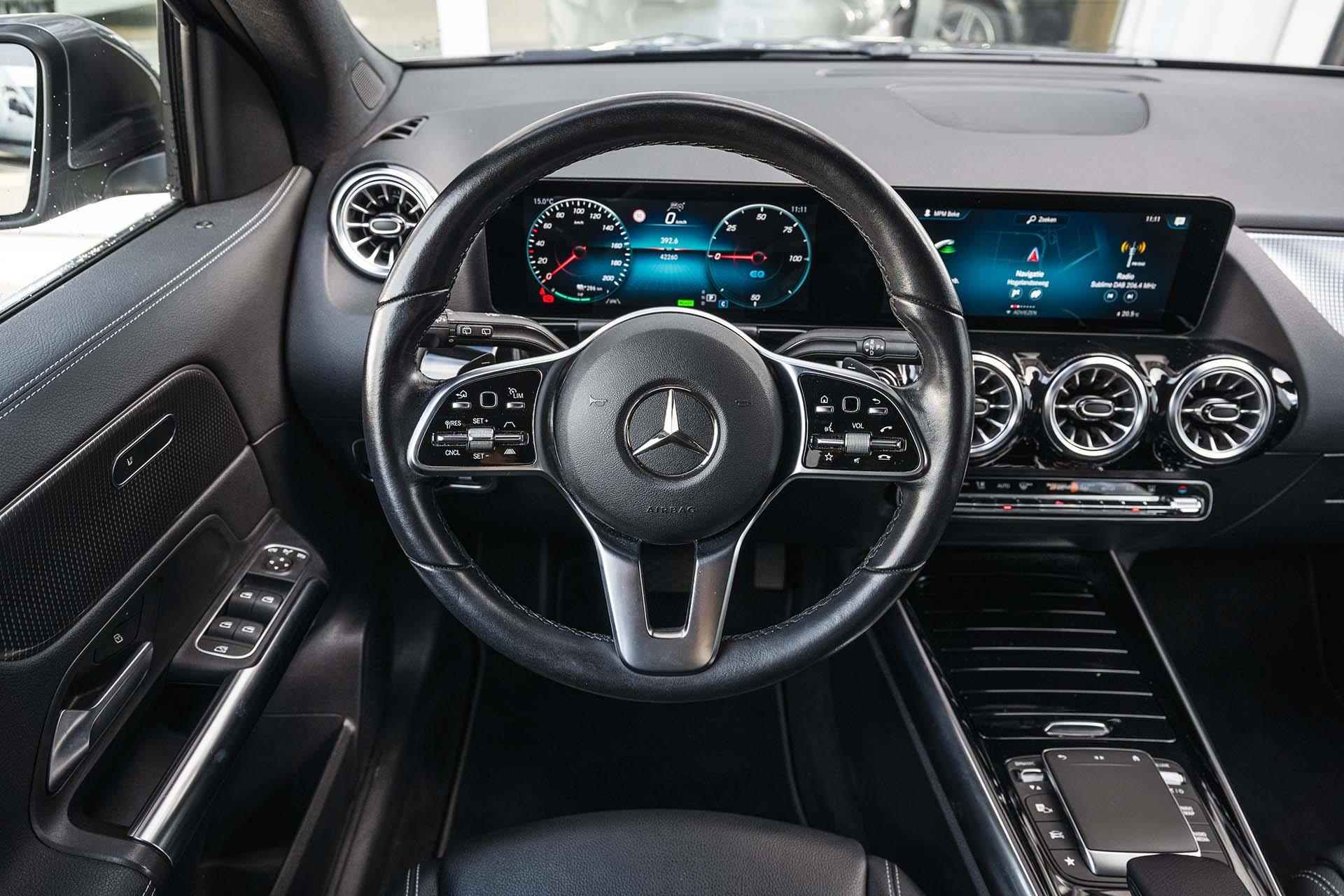 Mercedes-Benz EQA 250 Business Solution Luxury 67 kWh | Rijassistentiepakket | Stoelverwarming | Apple Car Play | Sfeerverlichting | Easy Pack achterklep | - 18/30