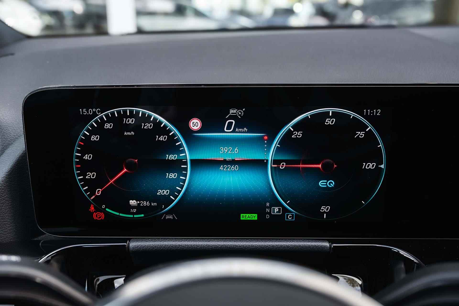 Mercedes-Benz EQA 250 Business Solution Luxury 67 kWh | Rijassistentiepakket | Stoelverwarming | Apple Car Play | Sfeerverlichting | Easy Pack achterklep | - 20/30