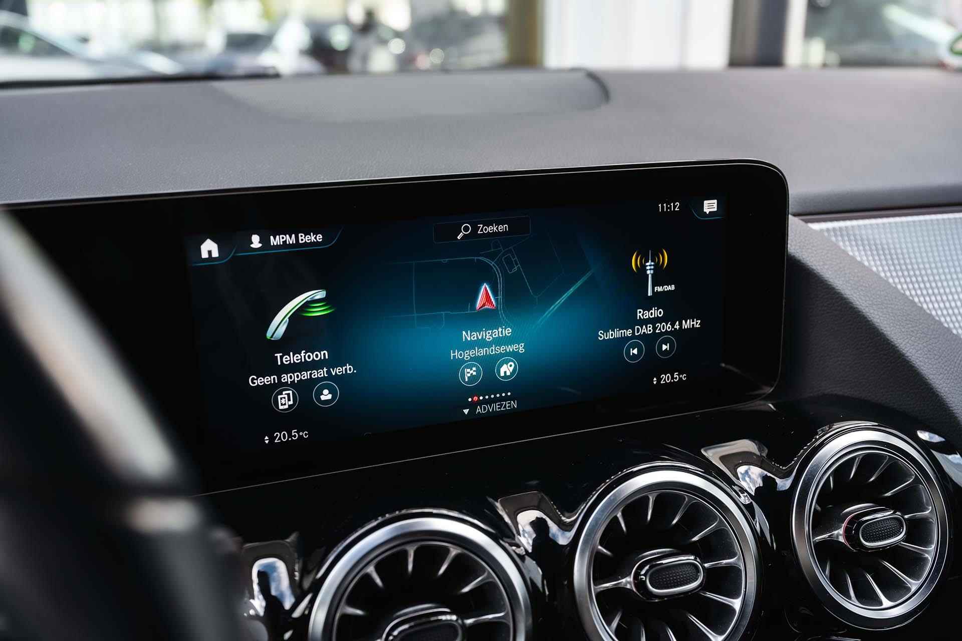 Mercedes-Benz EQA 250 Business Solution Luxury 67 kWh | Rijassistentiepakket | Stoelverwarming | Apple Car Play | Sfeerverlichting | Easy Pack achterklep | - 21/30