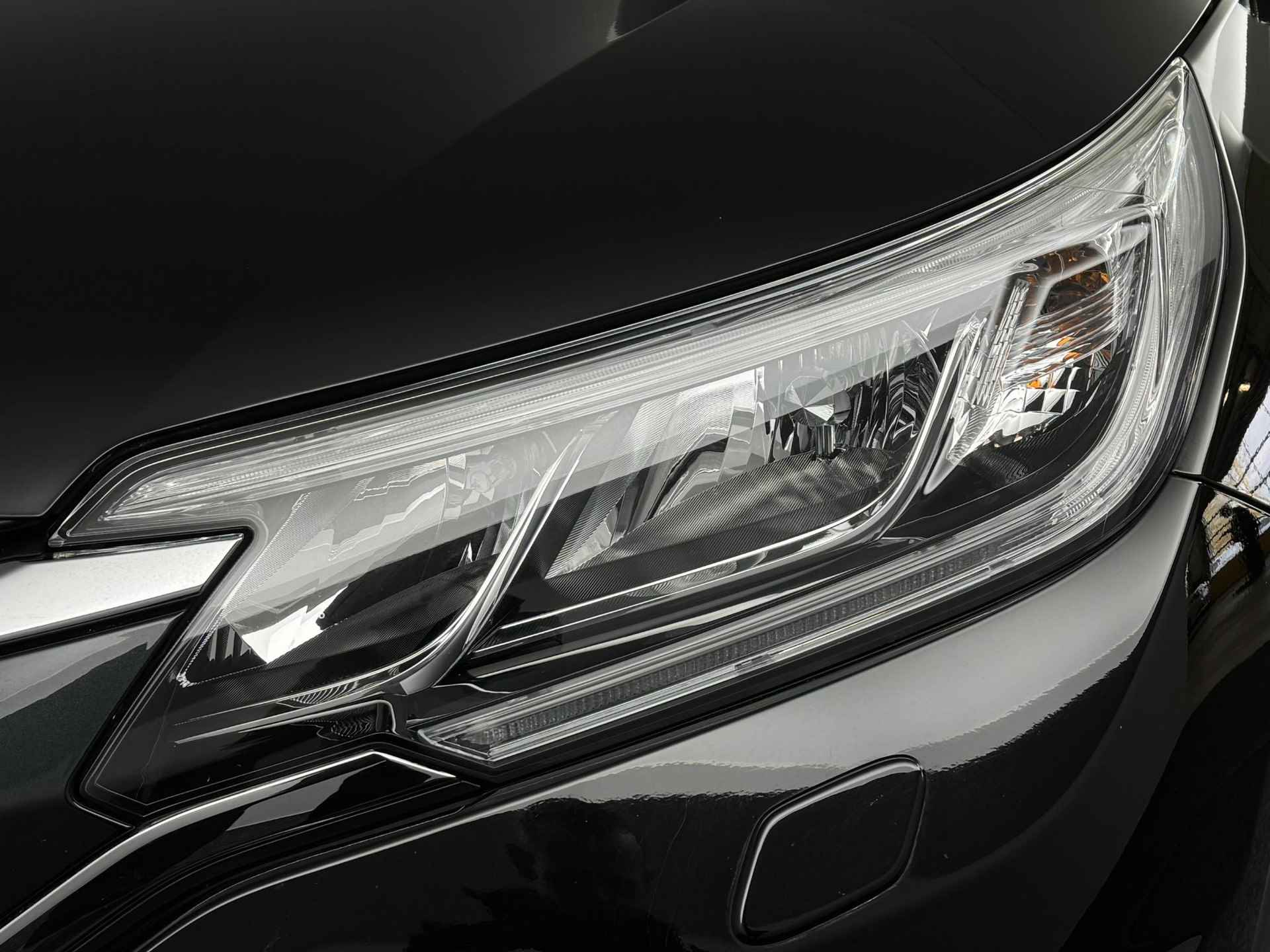 Honda CR-V 2.0 4WD Elegance Edition - 23/49