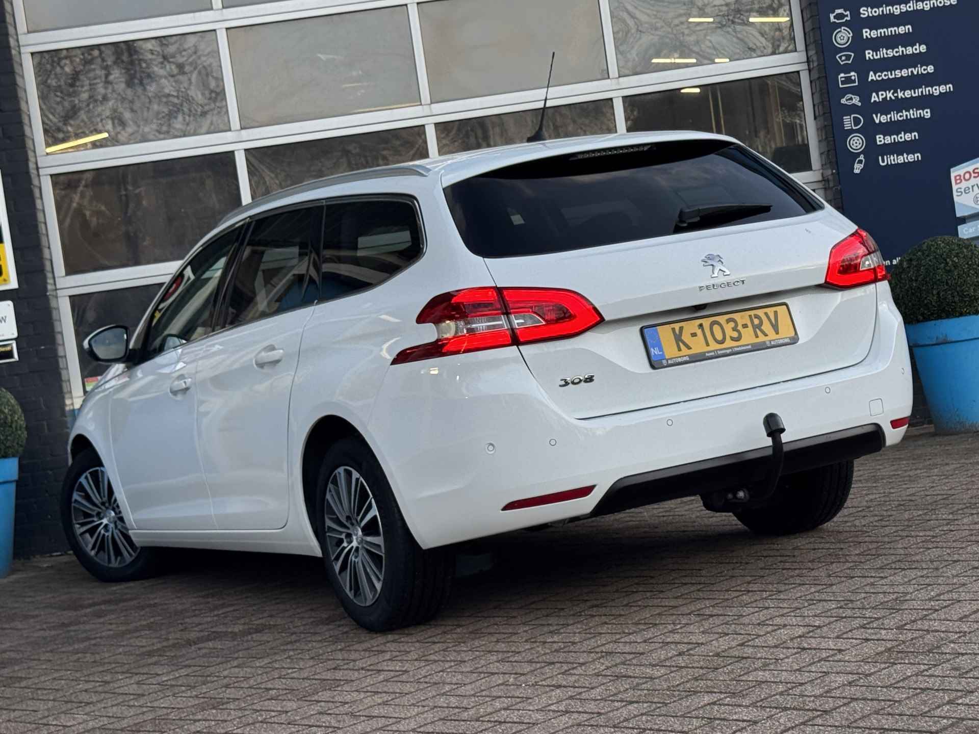 Peugeot 308 SW 1.2 PureTech Blue Lease Allure | Trekhaak | Virtual Cockpit | Rijklaar + 12 Maand BOVAG Garantie - 43/49