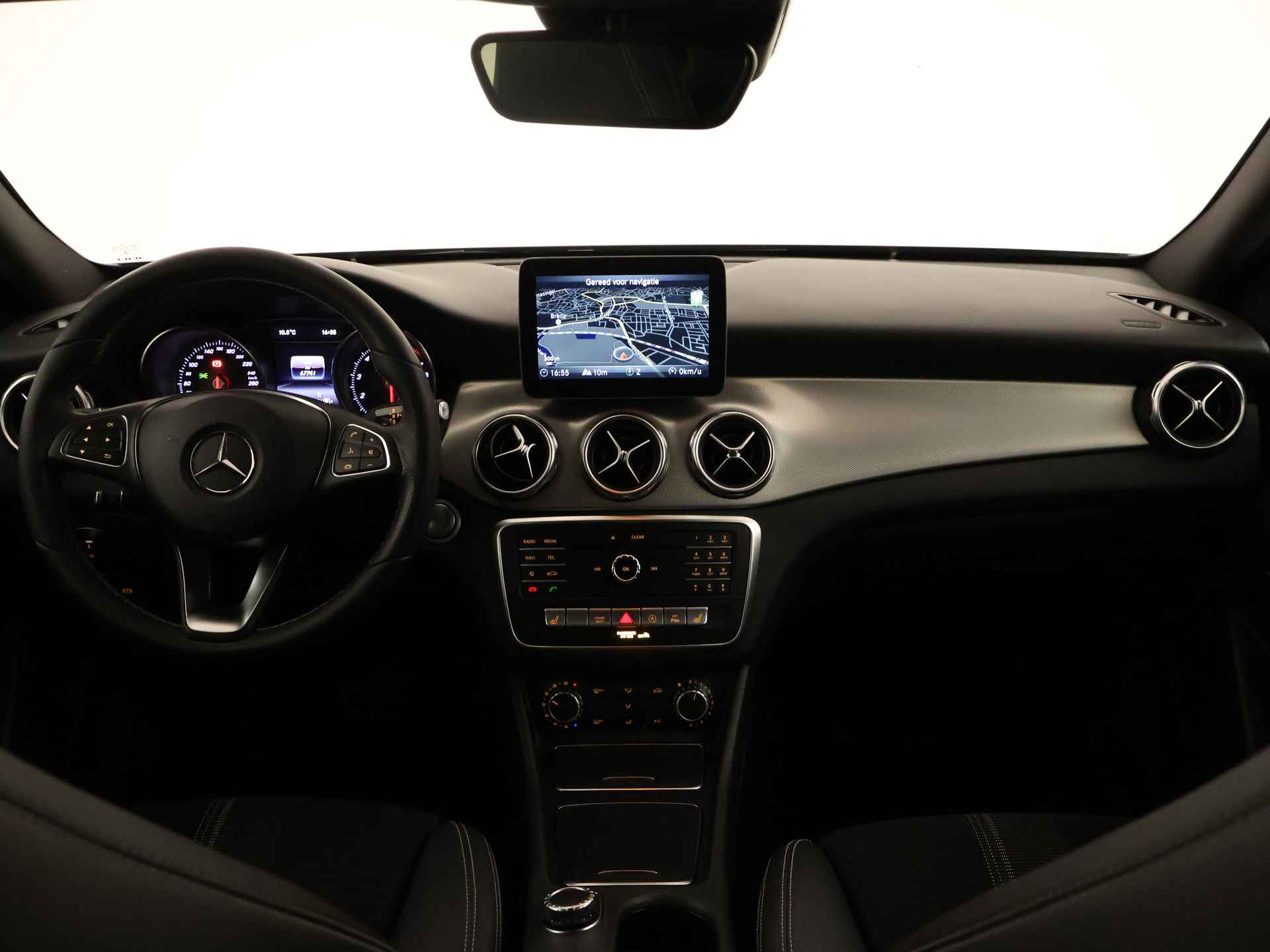 Mercedes-Benz GLA 180 | Achteruitrijcamera | Nightpakket | Navigatie | Stoelverwarming | Inclusief 12 Maanden Garantie - 6/45