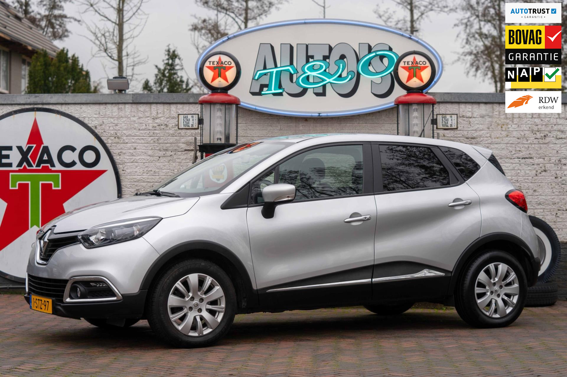 Renault Captur 1.2 TCe Expression 1e Eig. 28.000 km + NAP