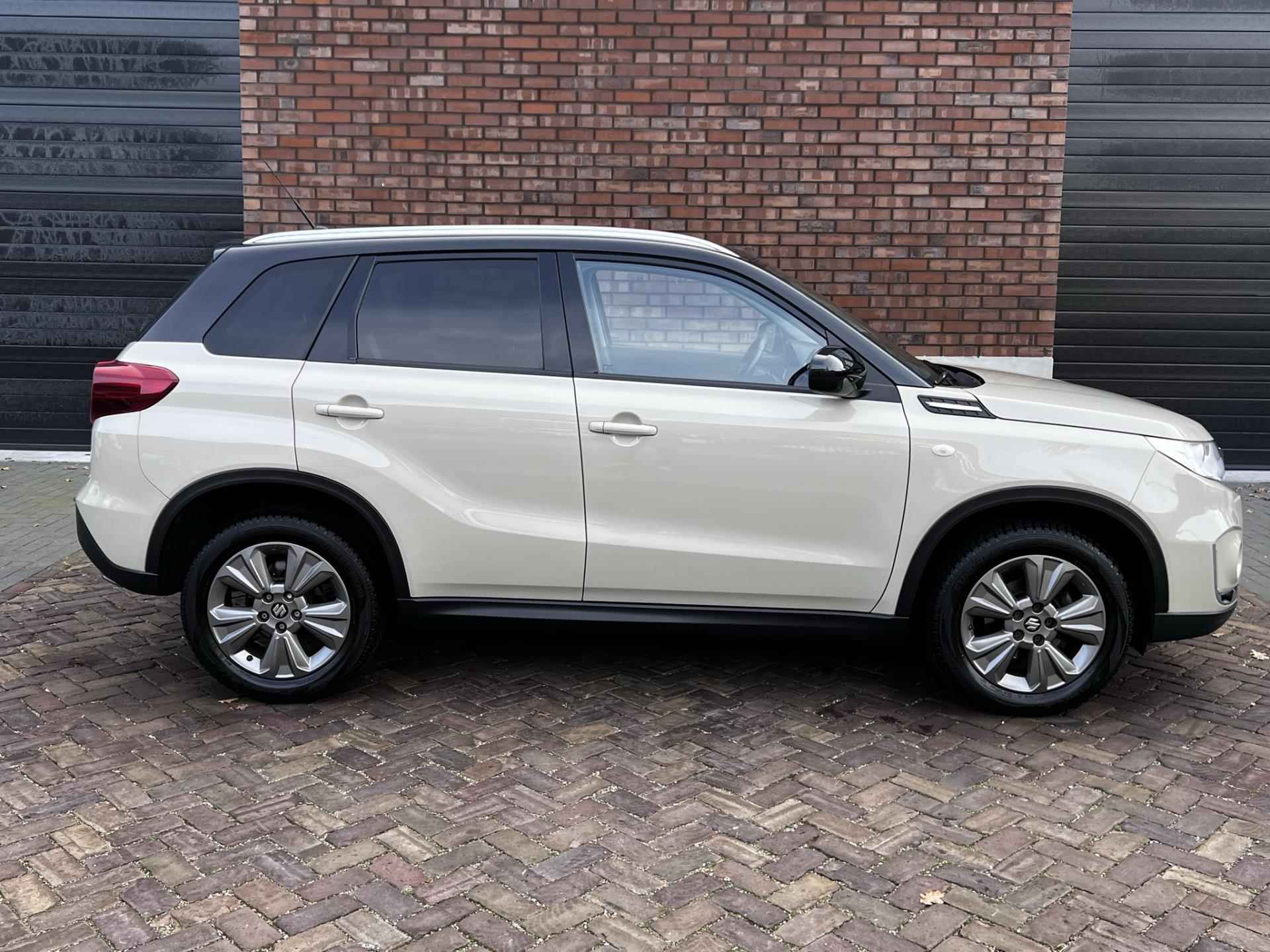 Suzuki Vitara 1.0 Boosterjet Select / Navigatie + Camera / Climate control / Stoelverwarming / Cruise Control / 1e Eigenaar - 9/38