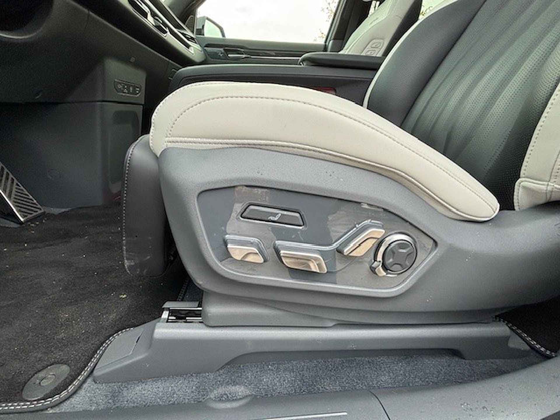 Kia EV9 Launch Edition GT-Line AWD 100 kWh - Demo - Apple Carplay/Android Auto - Cruise control adaptief met stop&go en stuurhulp - Vehicle to Home - Fabrieksgarantie 10-2030 - 13/44