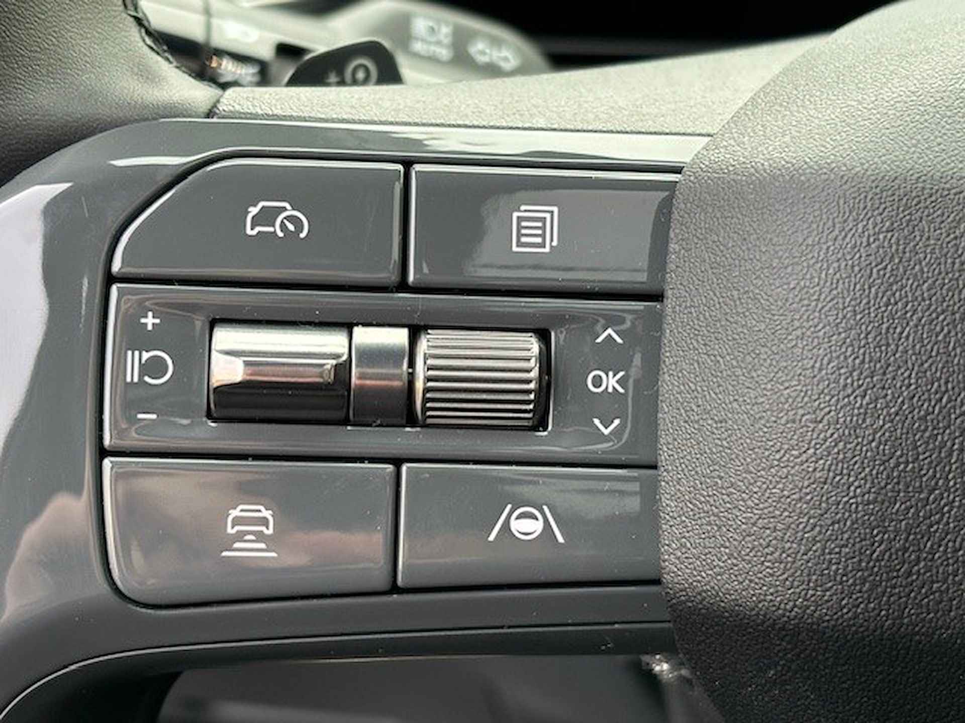 Kia EV9 Launch Edition GT-Line AWD 100 kWh - Demo - Apple Carplay/Android Auto - Cruise control adaptief met stop&go en stuurhulp - Vehicle to Home - Fabrieksgarantie 10-2030 - 15/44