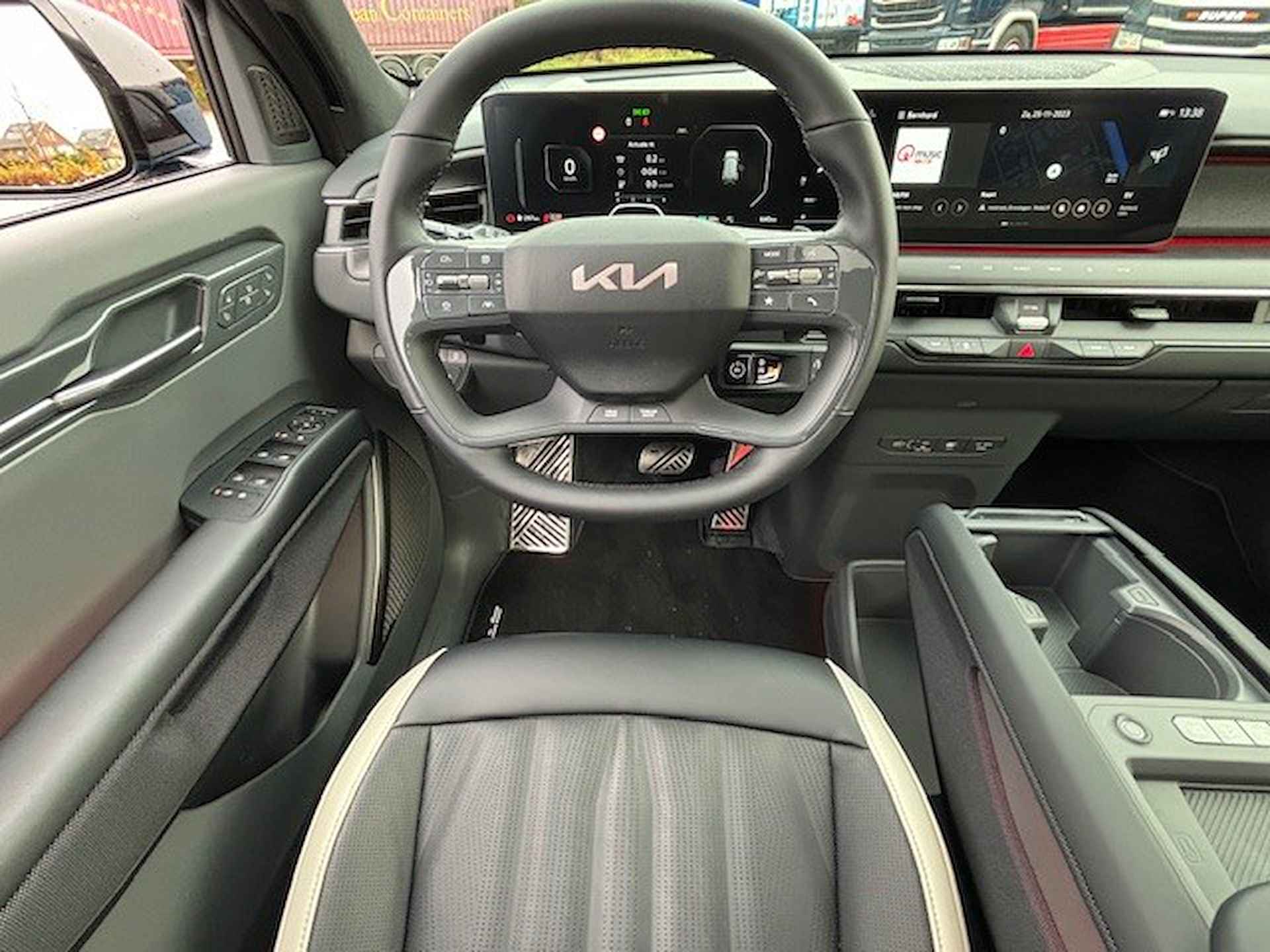 Kia EV9 Launch Edition GT-Line AWD 100 kWh - Demo - Apple Carplay/Android Auto - Cruise control adaptief met stop&go en stuurhulp - Vehicle to Home - Fabrieksgarantie 10-2030 - 17/44