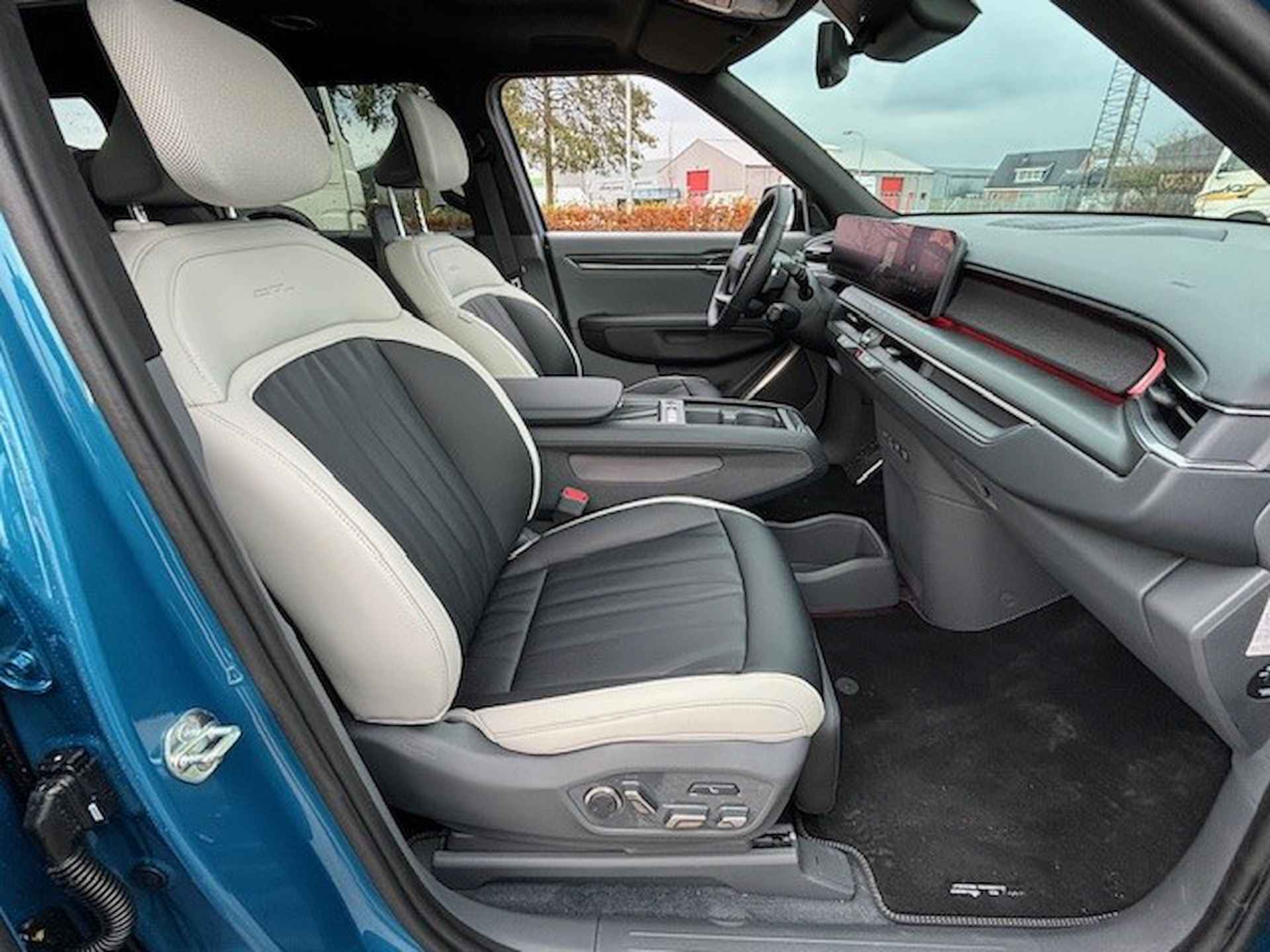 Kia EV9 Launch Edition GT-Line AWD 100 kWh - Demo - Apple Carplay/Android Auto - Cruise control adaptief met stop&go en stuurhulp - Vehicle to Home - Fabrieksgarantie 10-2030 - 28/44