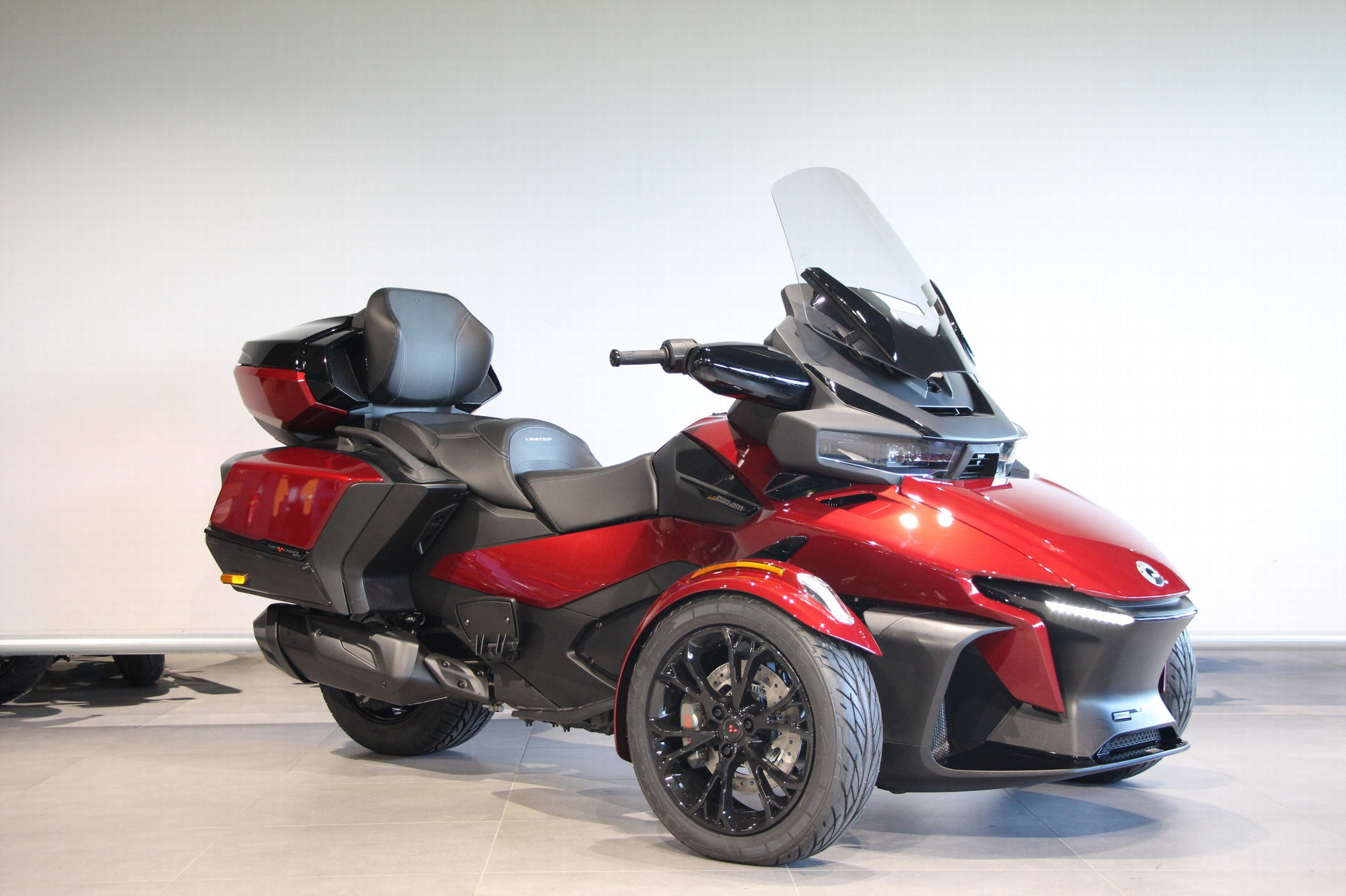 CAN-AM SPYDER RT LIMITED